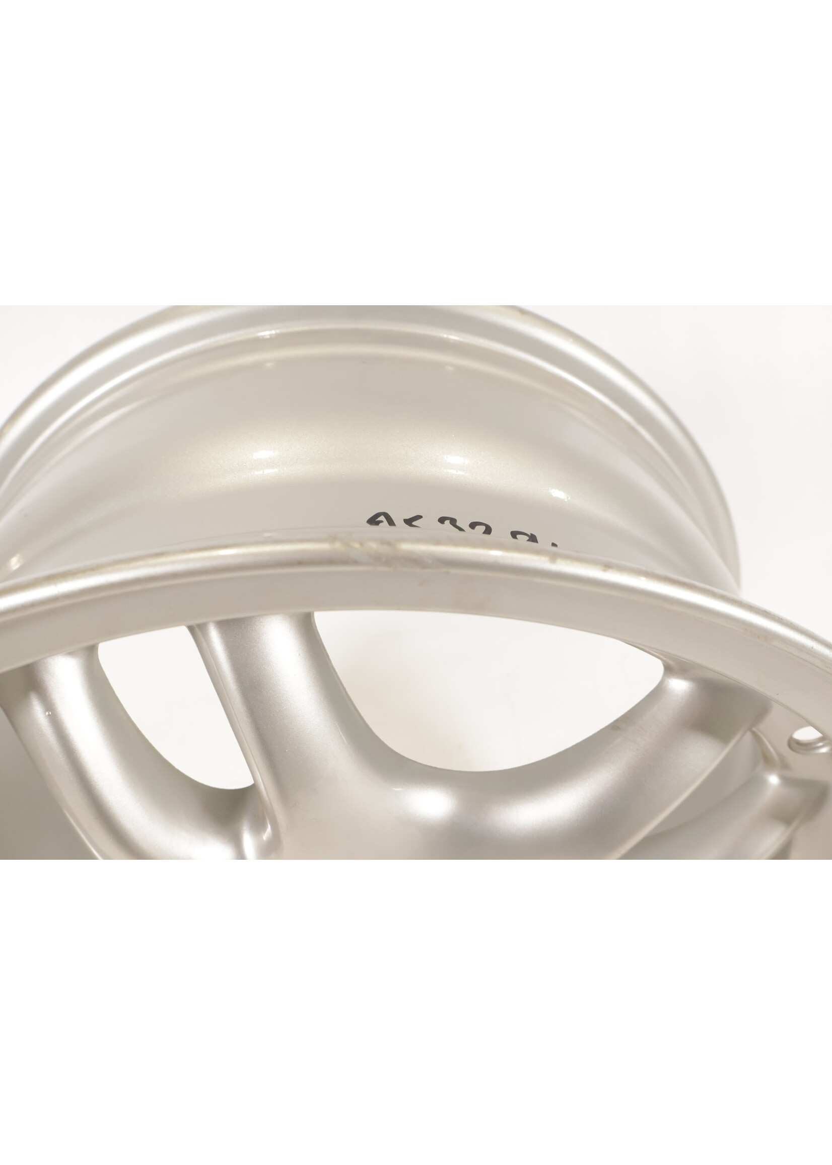 BMW BMW E36 E46 3 Series 16'' rim 7J 85329409823 9409823