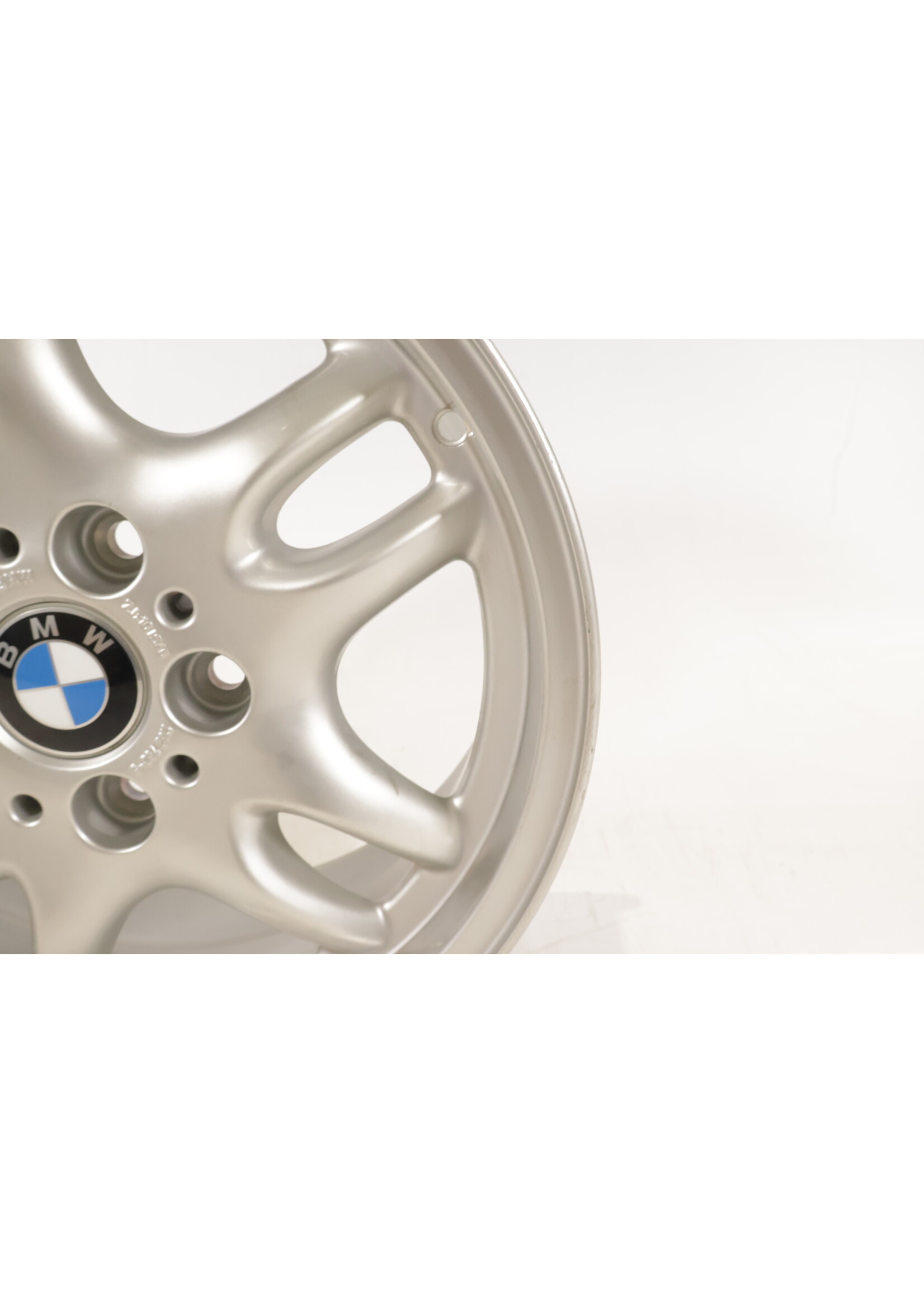 BMW BMW E36 E46 3 Series 16'' rim 7J 85329409823 9409823