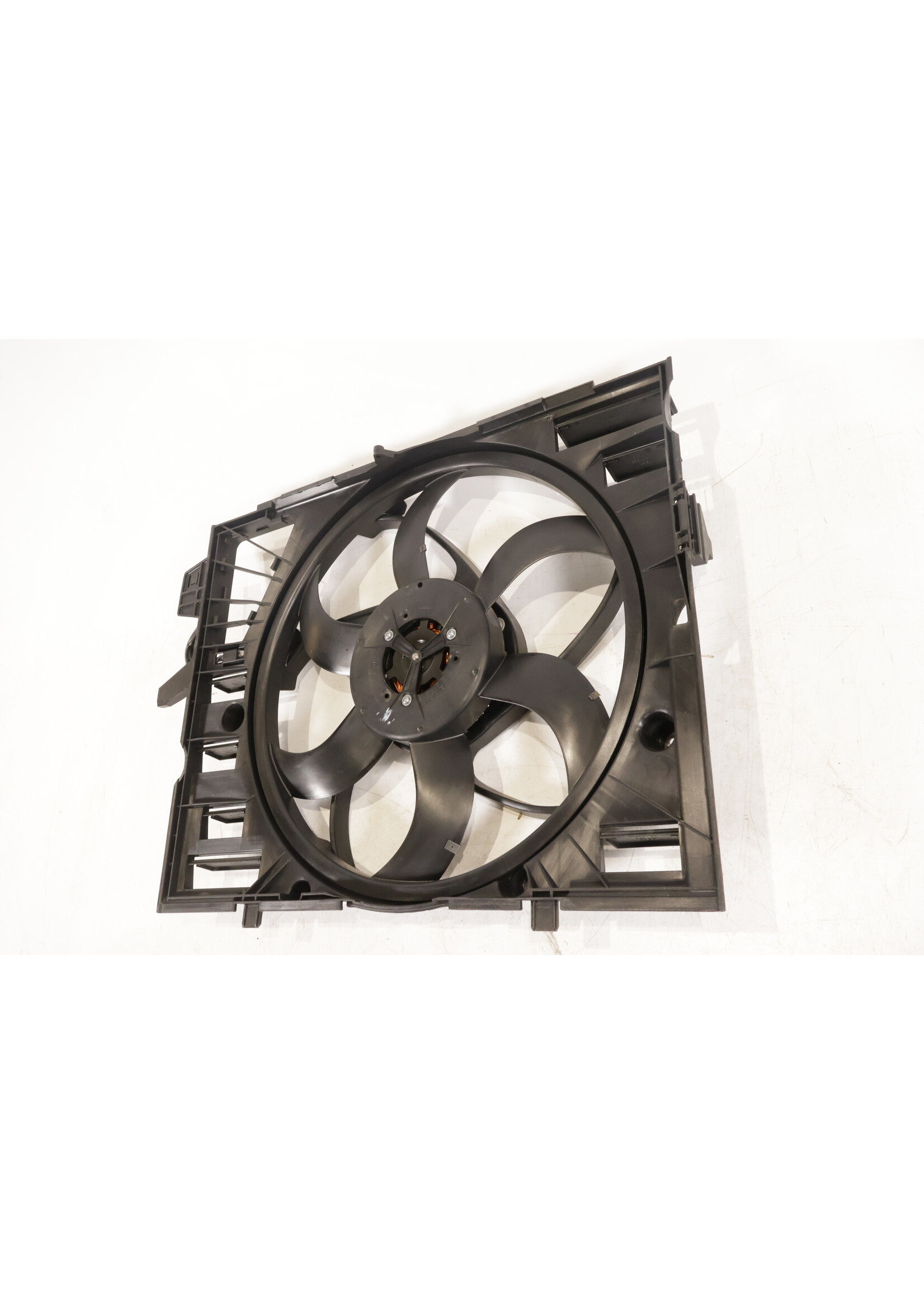 BMW BMW E60 E63 5 + 6 Series N53 OEM cooling fan / fan NEW! 17417545809 7545809