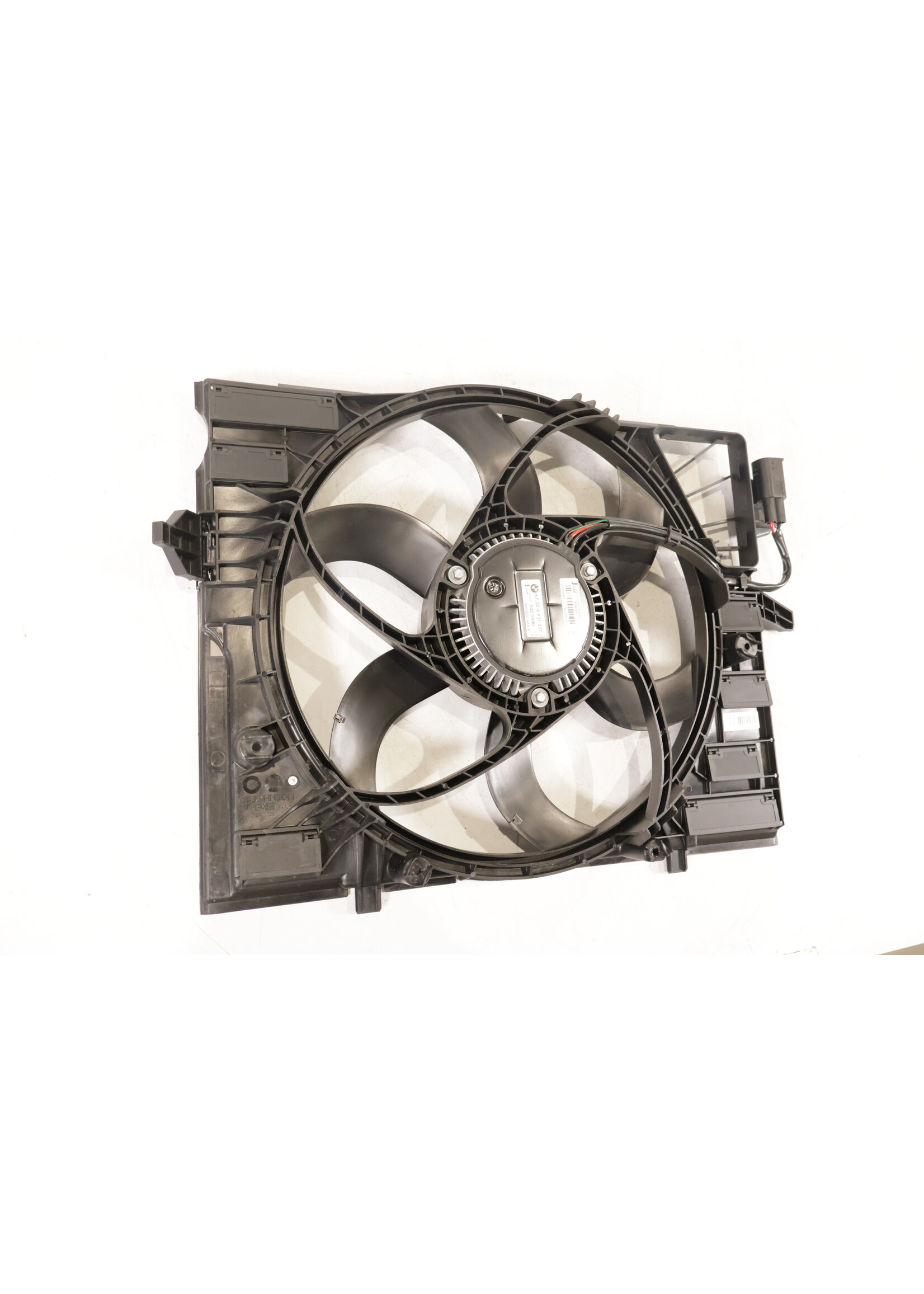 BMW BMW E60 E63 5 + 6 Series N53 OEM cooling fan / fan NEW! 17417545809 7545809