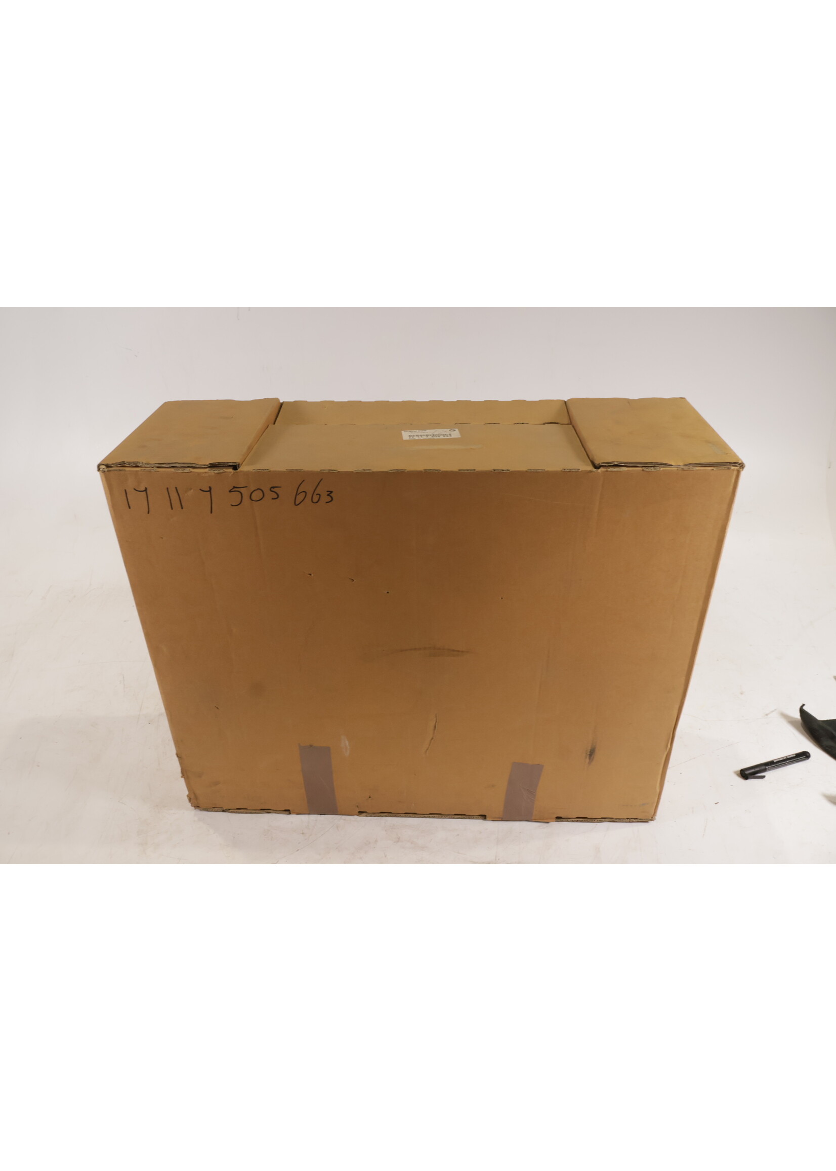 BMW BMW E46 3 Series OEM Complete cooler package with fan NEW! 17117505663 7505663