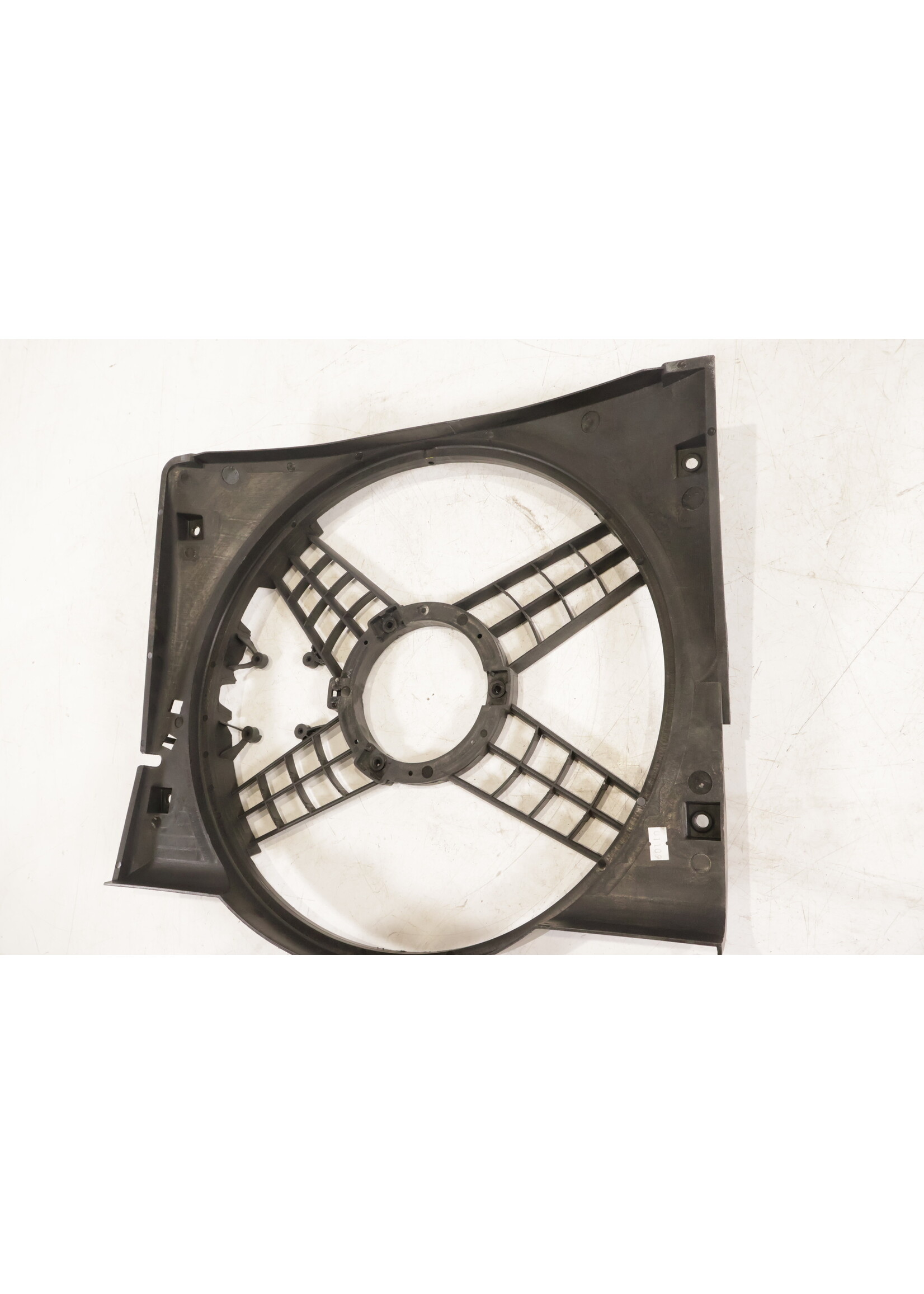 BMW BMW E90 E91 E92 E93 3 Serie OEM koelfan behuizing NIEUW! 17117790897 7790897