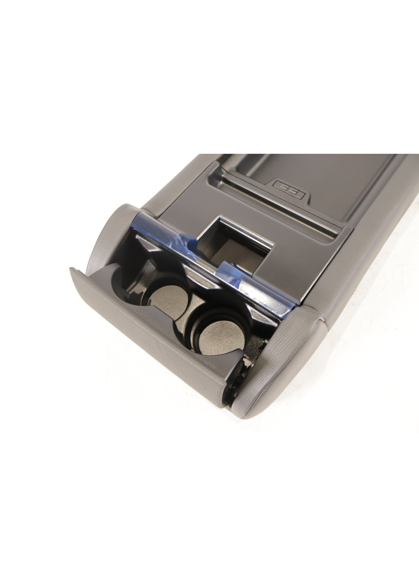 BMW BMW E46 3 Series OEM Armrest leather with cup holders NEW! 52207115970