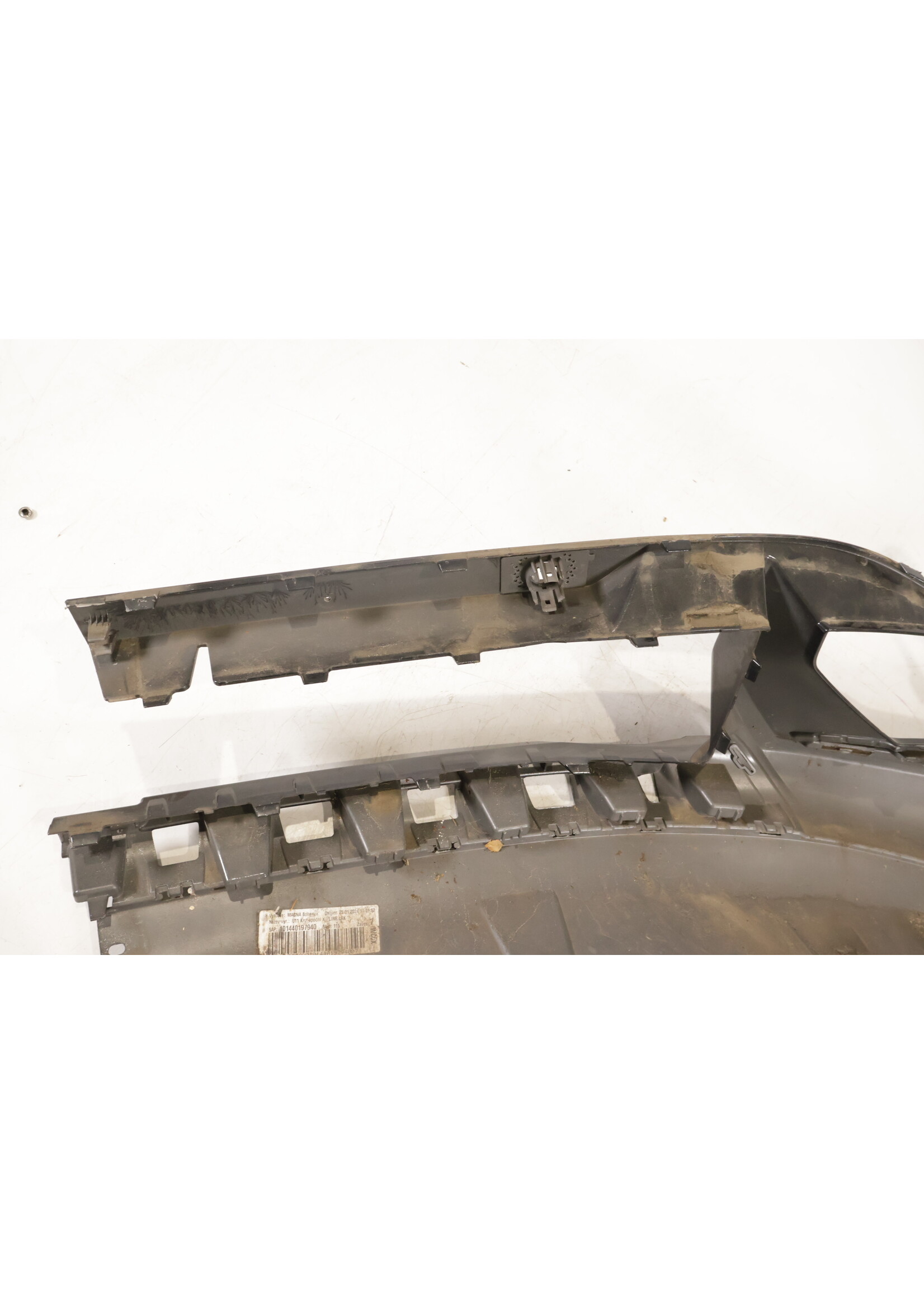 BMW BMW X1 U11 Front bumper part lower right 51115a0DB80 5a0DB80