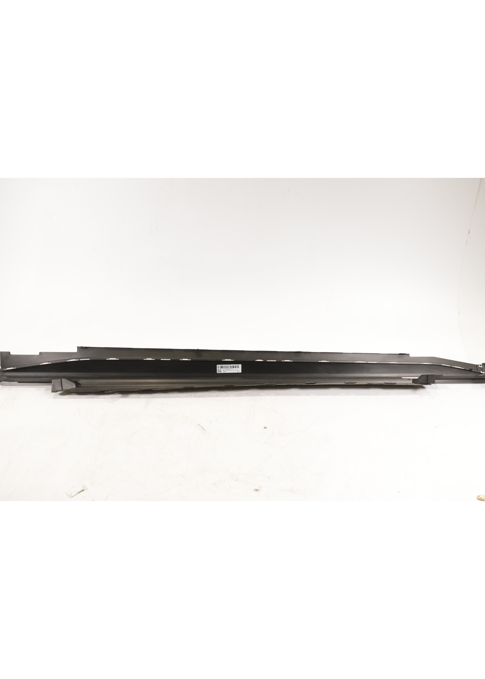 BMW  BMW i4 G26 OEM Sill side skirt cover NEW! 51778737087 8737087