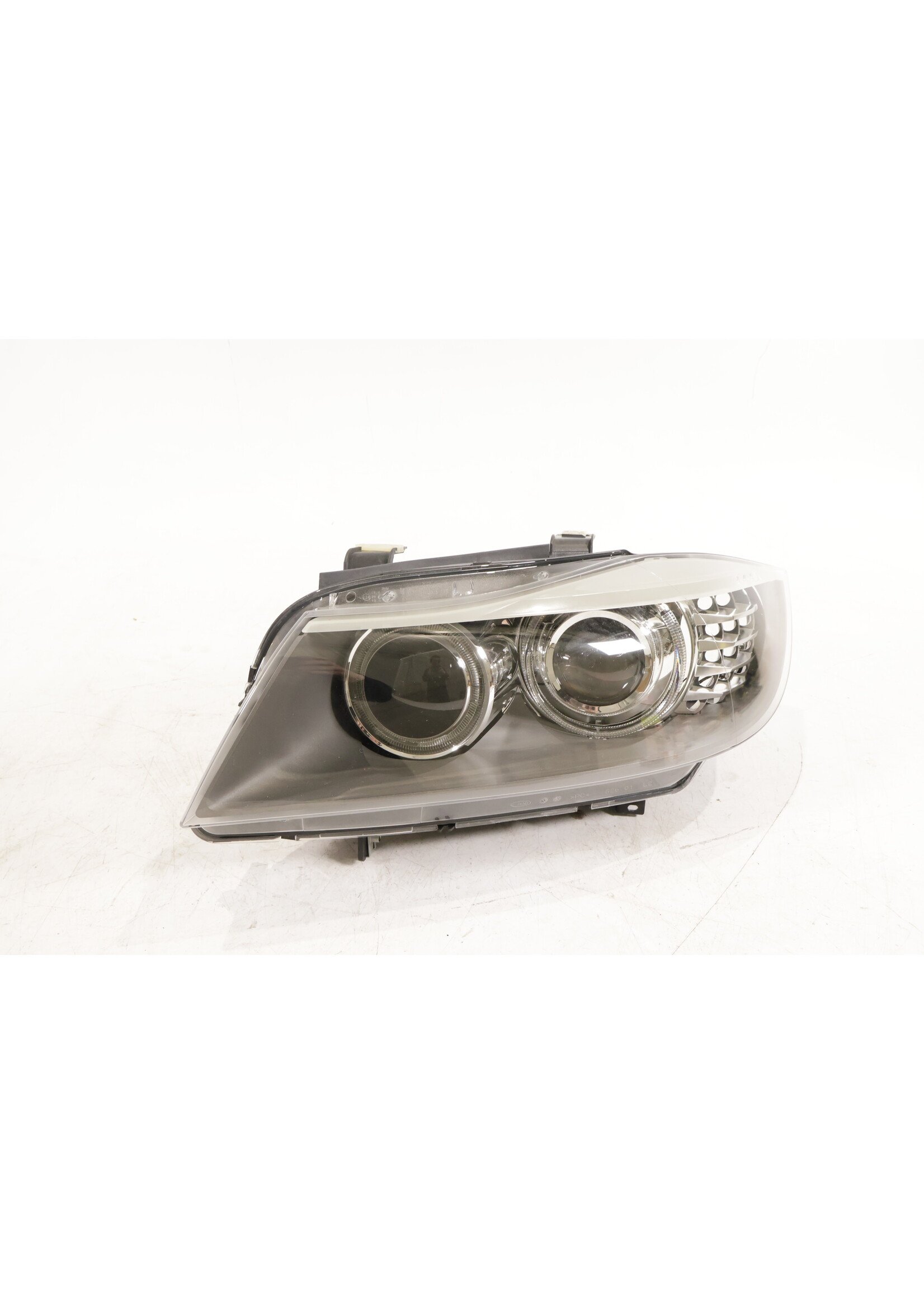 BMW BMW E90 E91 3 Series LCI OEM Bi xenon headlight left NEW! 63117240249 7240249