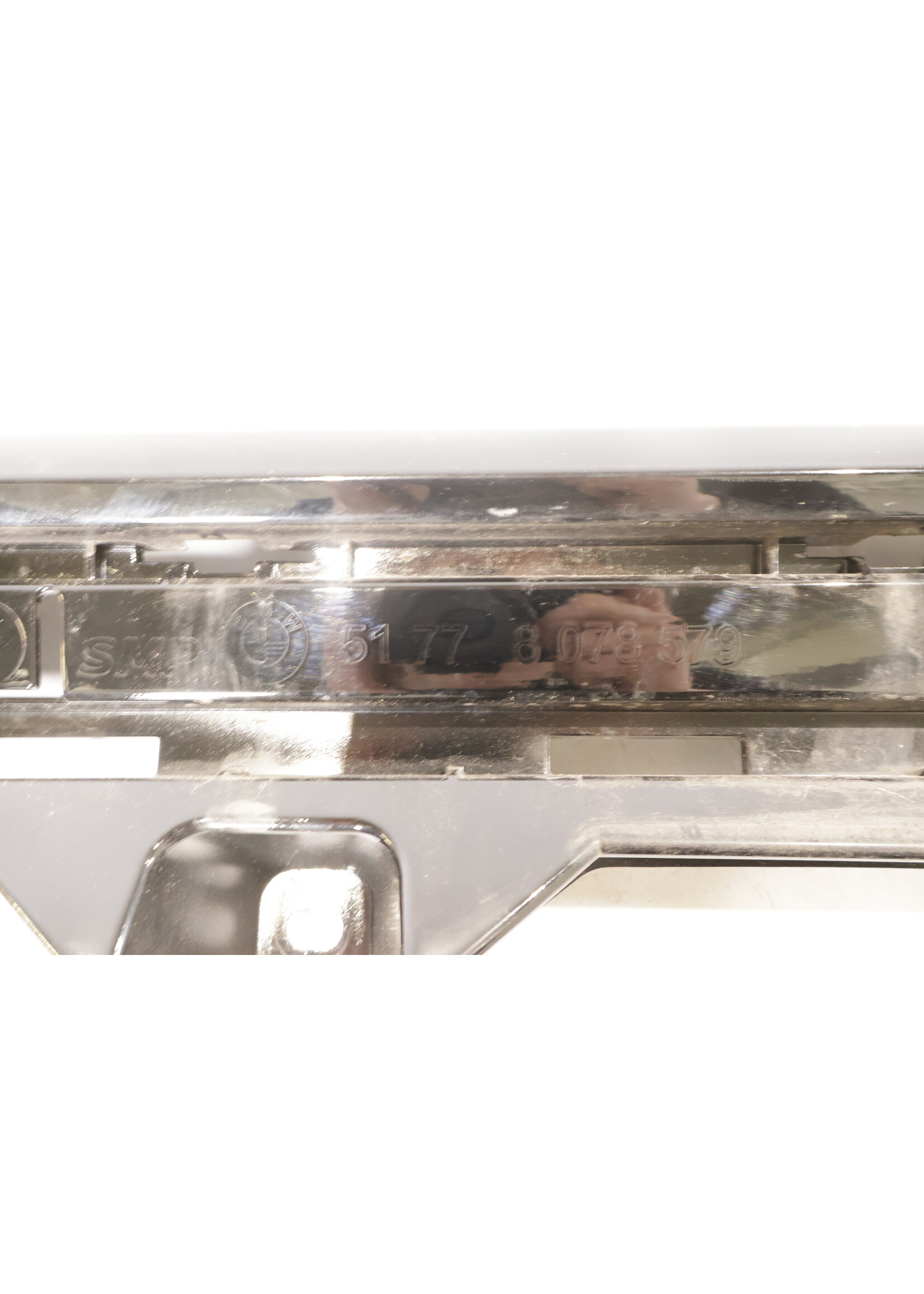 BMW BMW i4 G26 OEM Schweller-Seitenschwellerbefestigung NEU! 51778078579 8078579