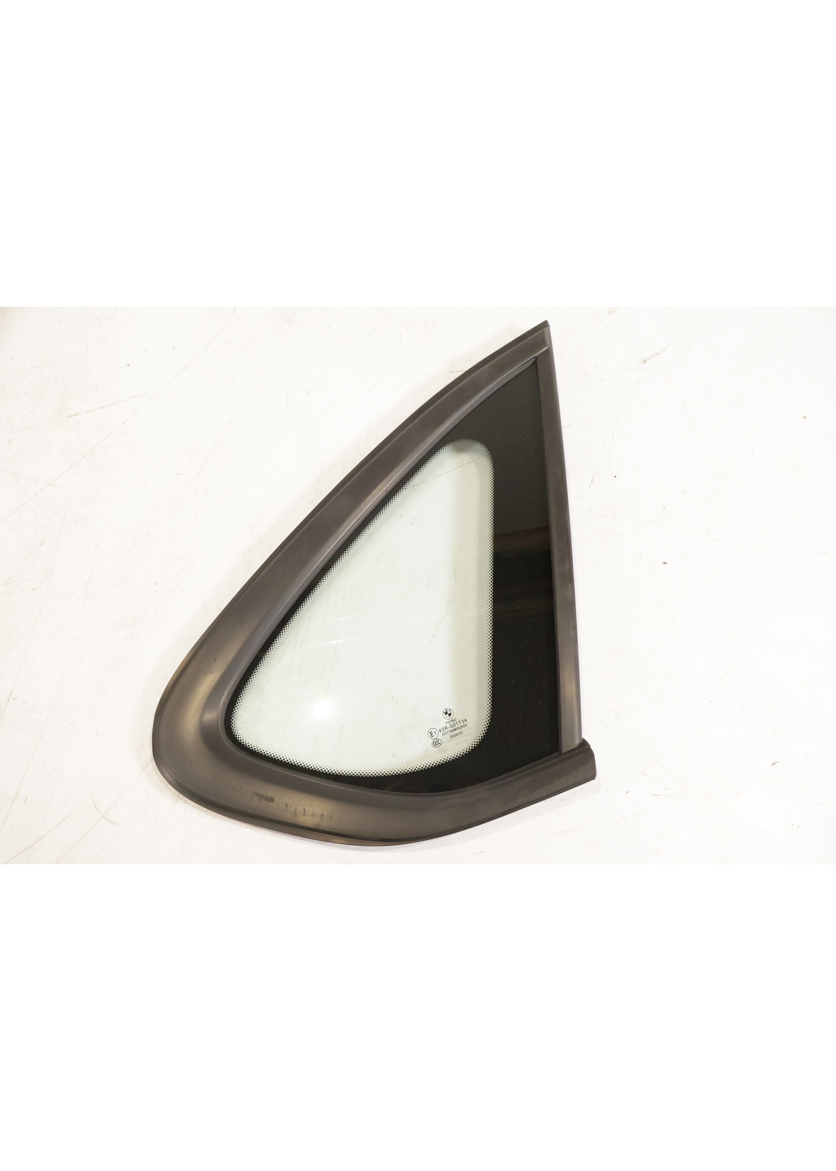 BMW BMW 2 Serie F45 Active Tourer OEM vaste zijruit rechts NIEUW! 51377298914 7298914