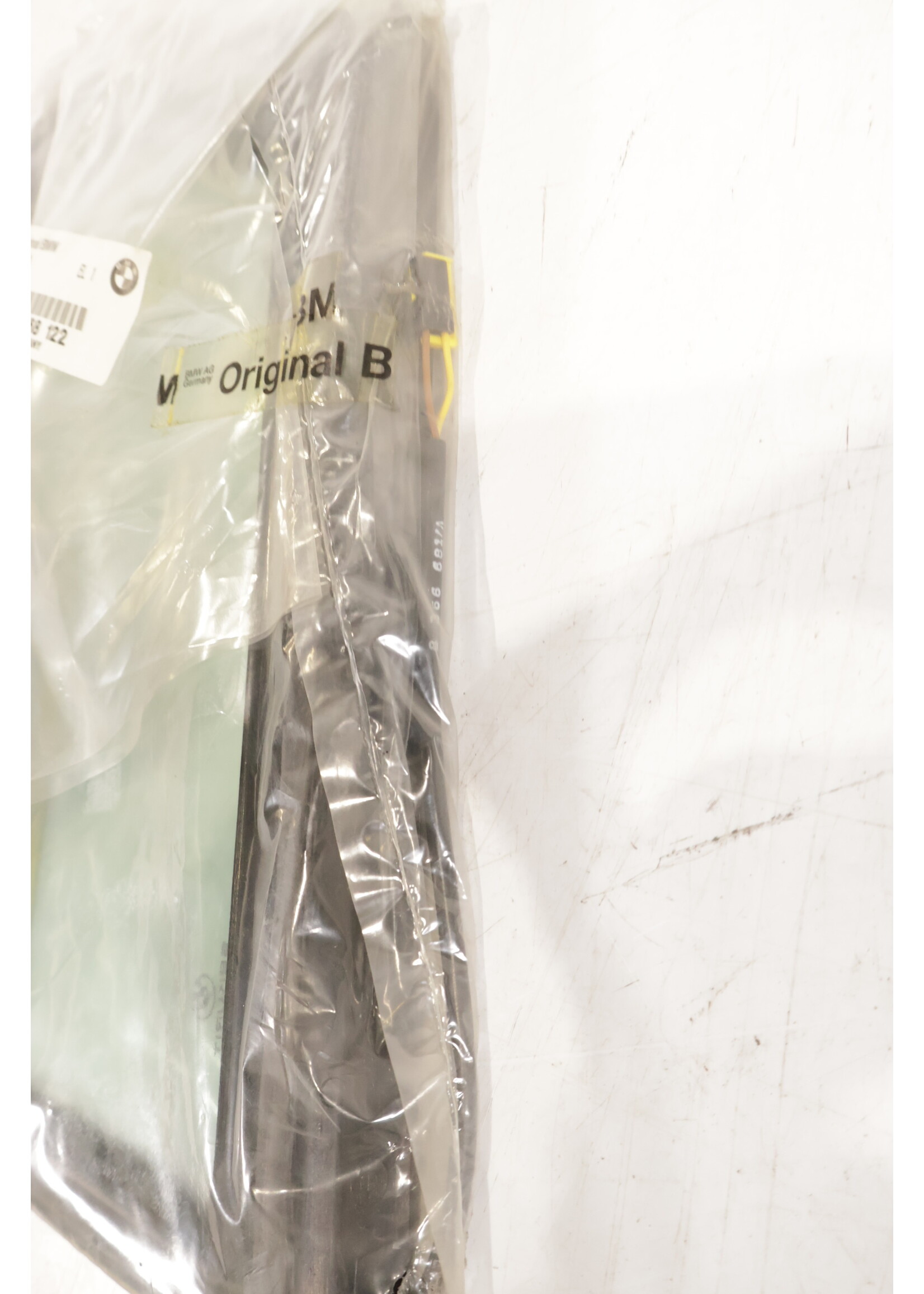 BMW BMW E38 7 Serie OEM Ruit deur rechts achter NIEUW! 51348168122 8168122