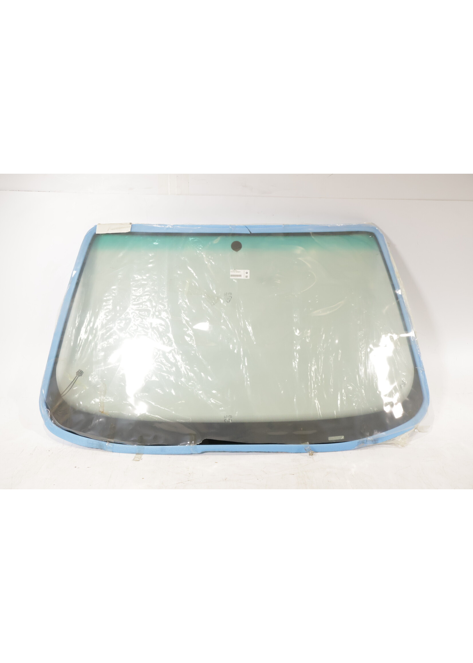 BMW BMW 7 Serie E38 OEM Voorruit groen NIEUW! 51318125877 8125877