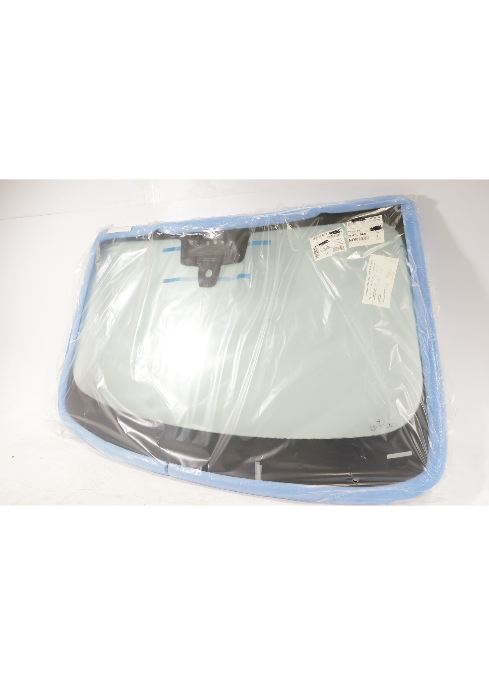 BMW BMW iX3 G08 OEM Windshield green NEW! 51319492669 9492669