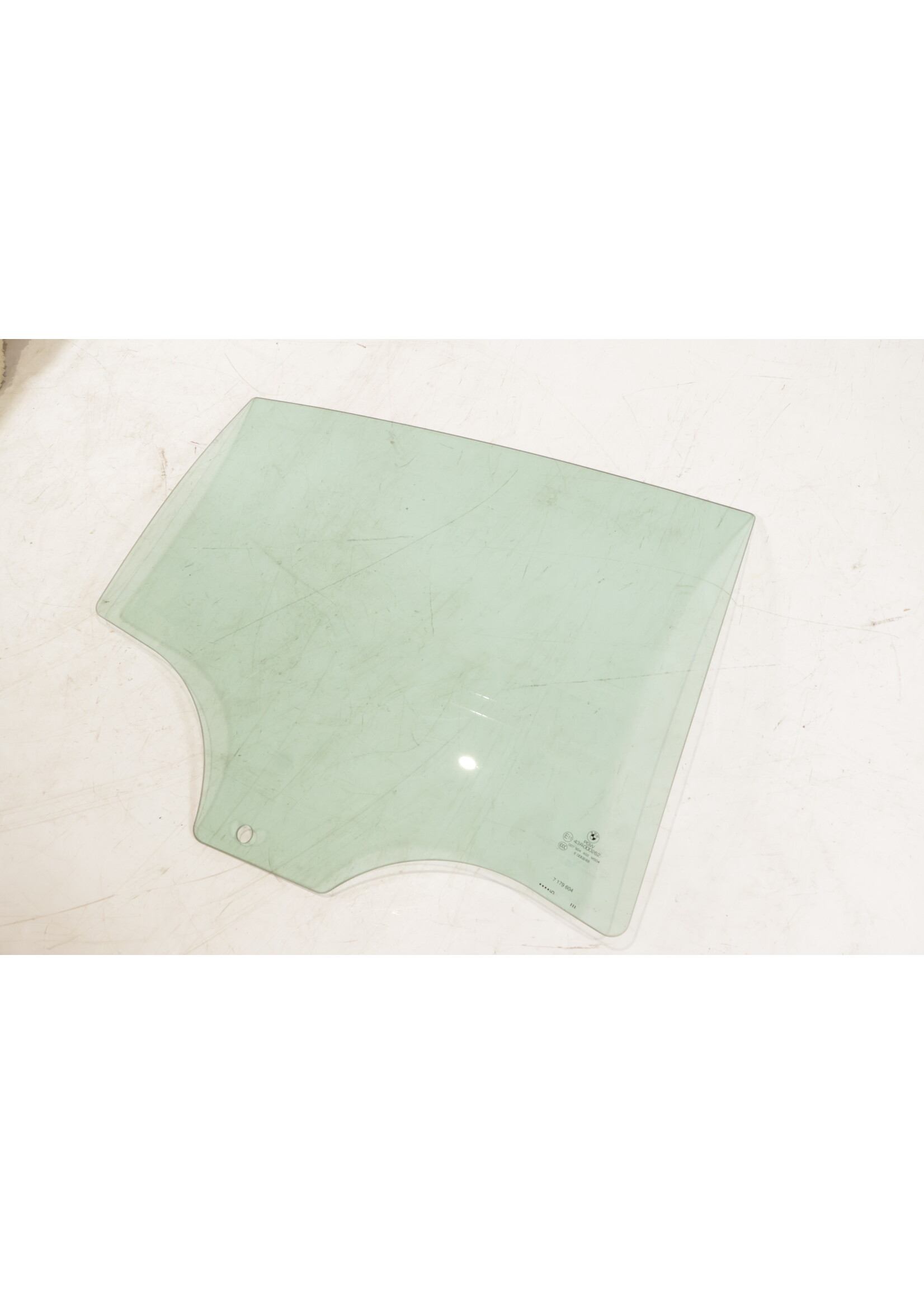 BMW BMW X6 E71 OEM Fenstertür / Tür rechts hinten NEU! 51357179604 7179604