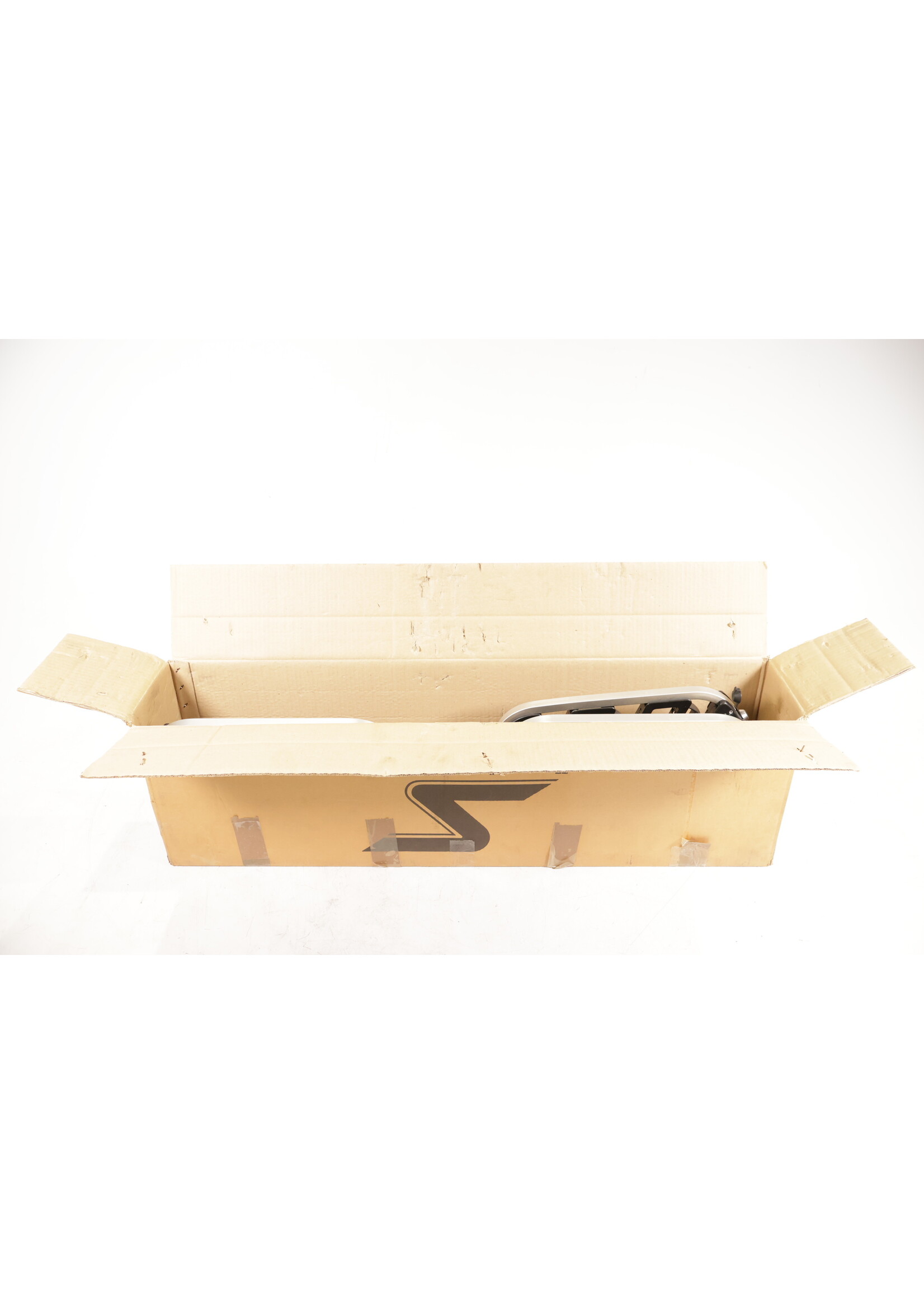 BMW  BMW E32 E34 5 & 7 Series OEM Multifunctional ski rack set NEW! 82129401018