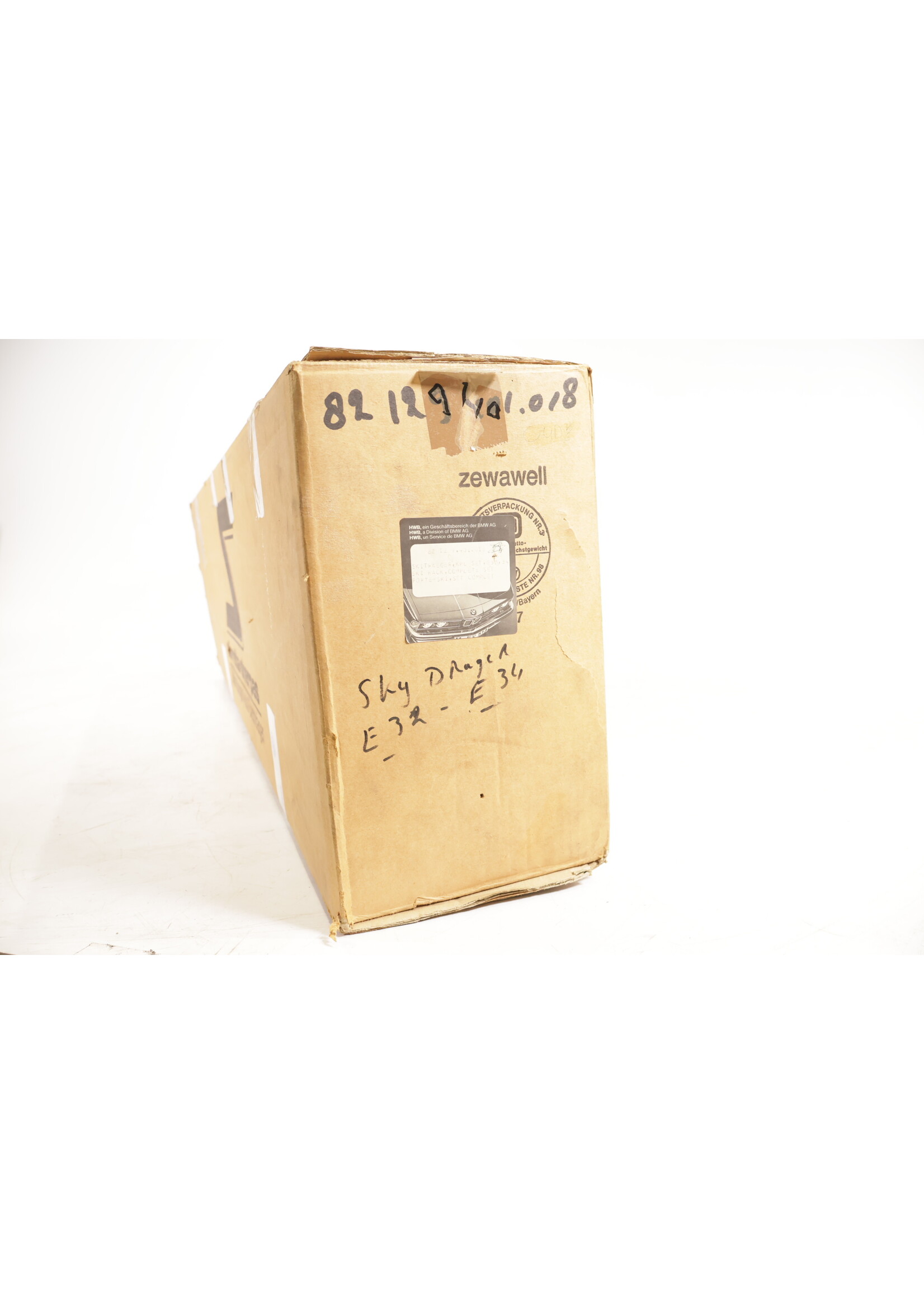 BMW BMW E32 E34 5 & 7  Serie OEM Multifunctionele skidrager set NIEUW! 82129401018