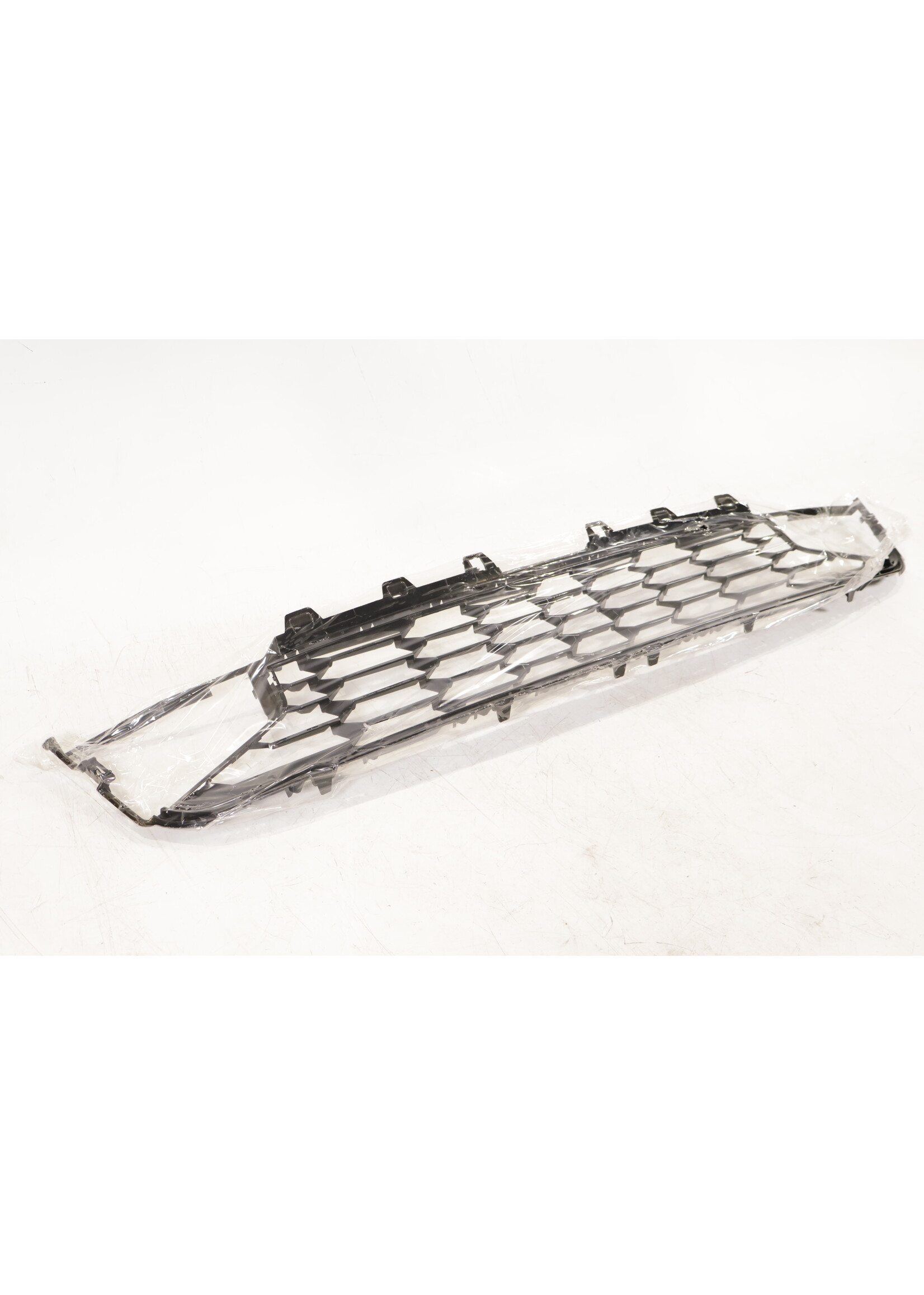 BMW BMW 3 Serie G20 G21 Voorbumper onderste grill NIEUW! 51118085446 8085446
