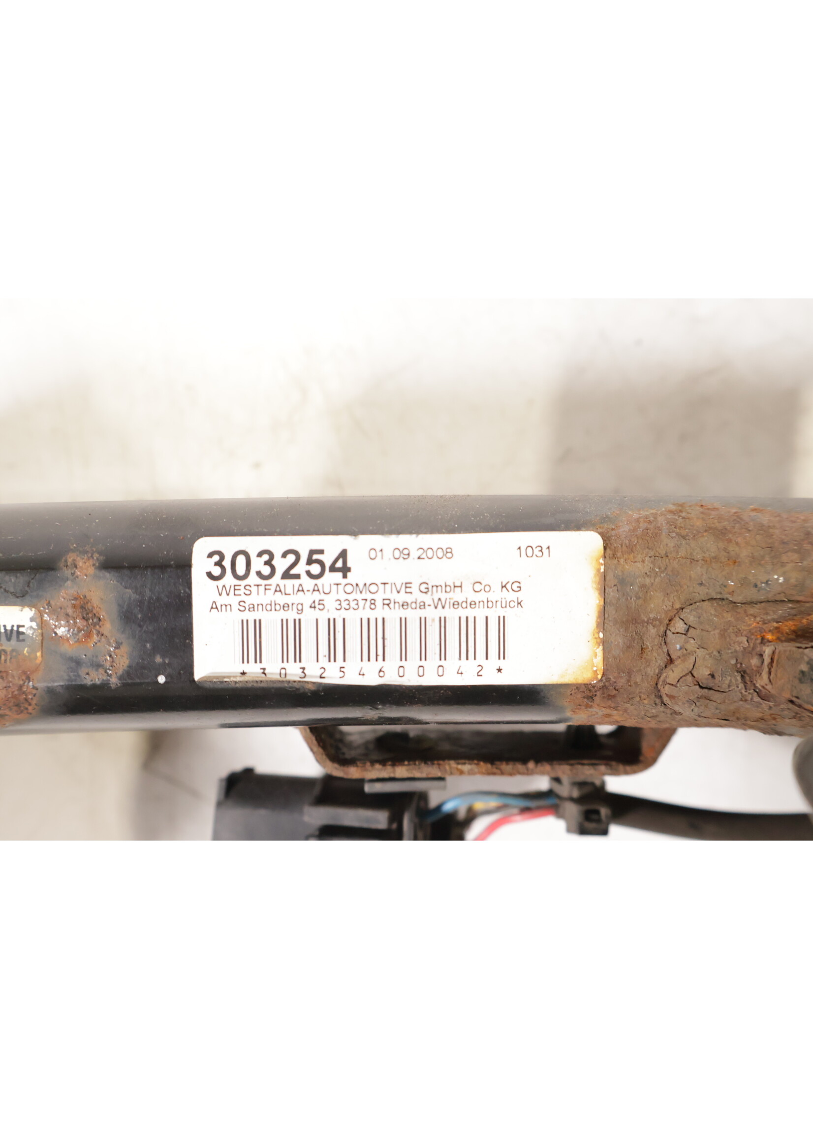 BMW BMW 3er E90 E91 Elektrische klappbare Anhängerkupplung 303254600042 6784583 678458302