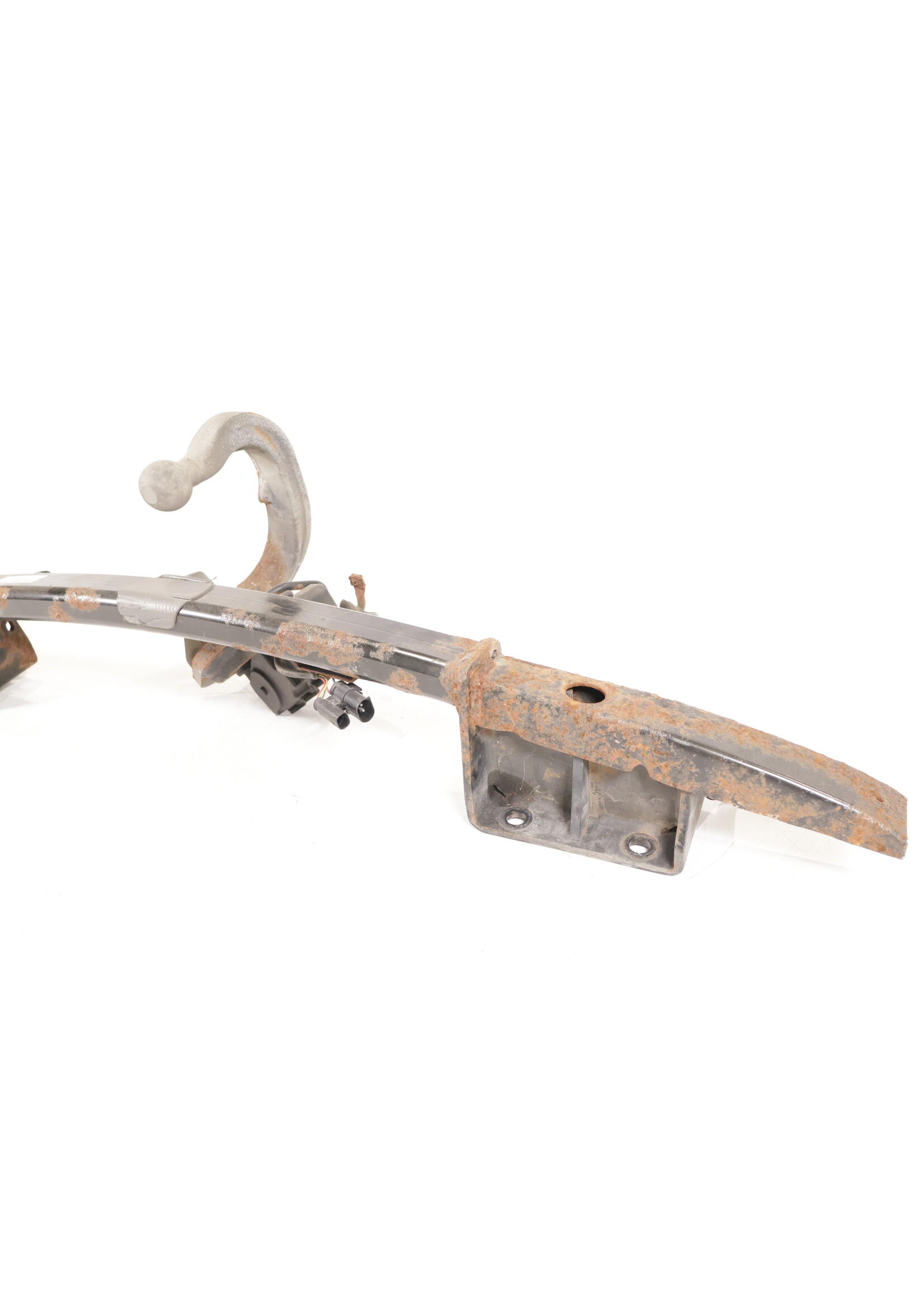 BMW BMW 3 Series E90 E91 Electric folding tow bar 303254600042 6784583 678458302