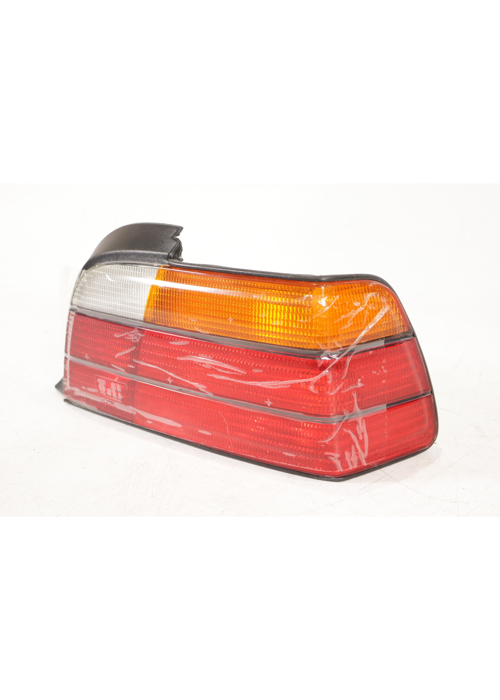 BMW BMW E36 3 Series Coupe OEM Taillight right NEW! 63218353288 8353288