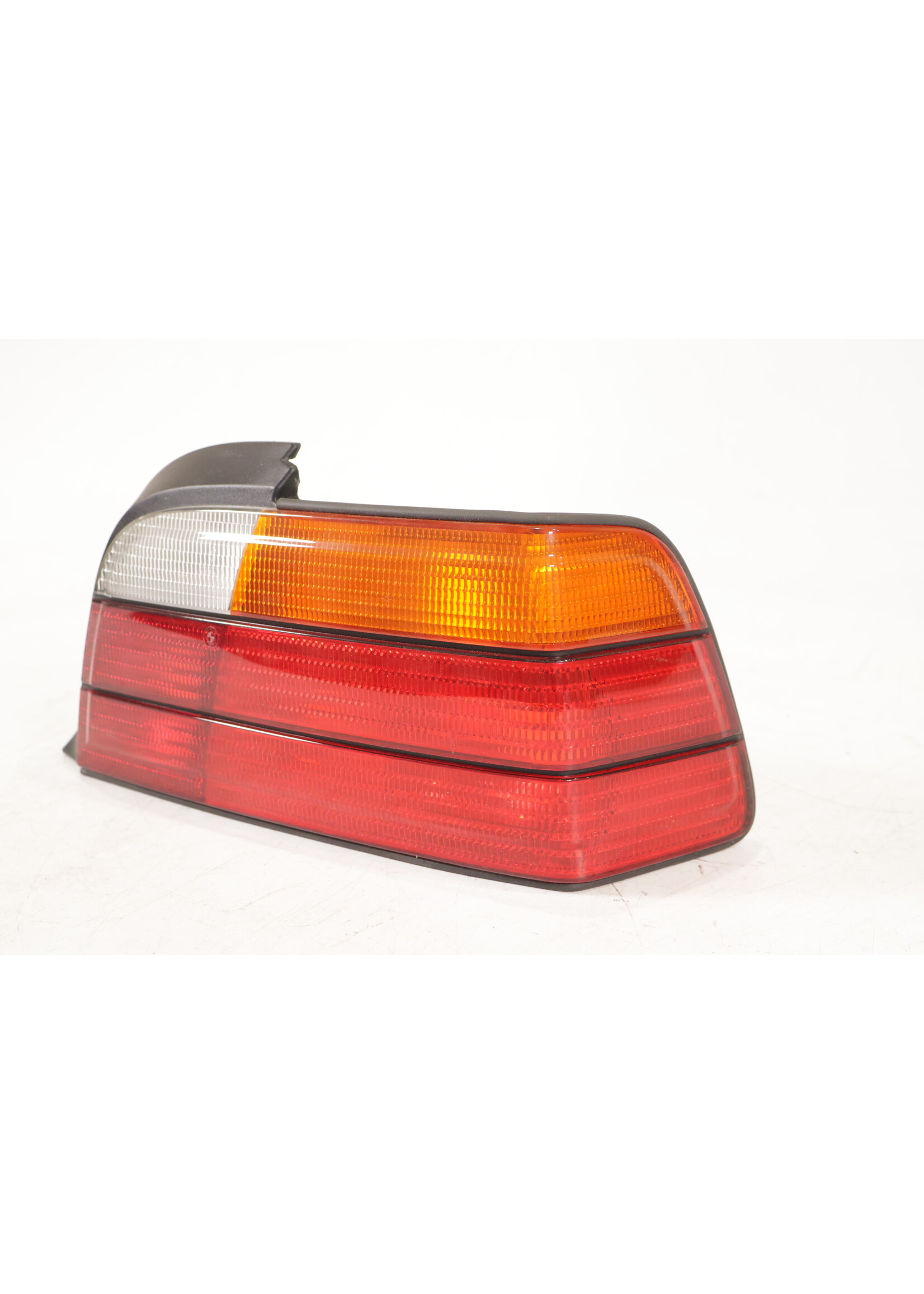 BMW BMW E36 3 Serie Coupe OEM Achterlicht rechts NIEUW! 63218353286 8353286