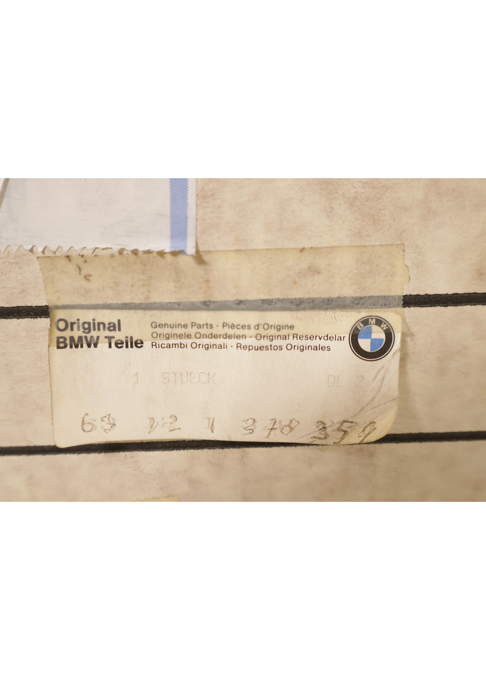 BMW BMW E34 5 Series OEM Headlight HELLA left NEW! 1dl005000 63121378359