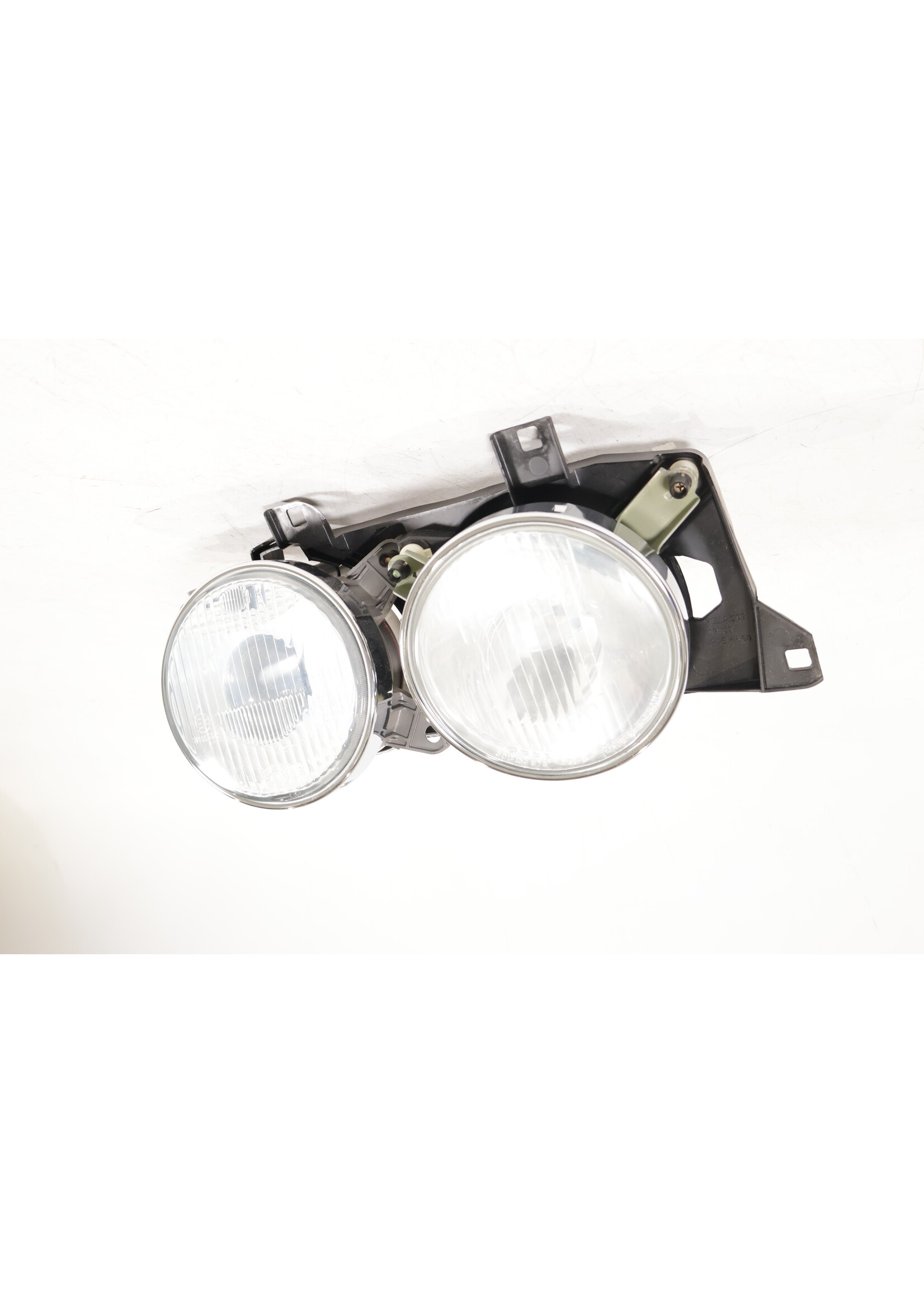 BMW BMW E34 5 Series OEM Headlight HELLA right NEW! 63121378360 1dl005000