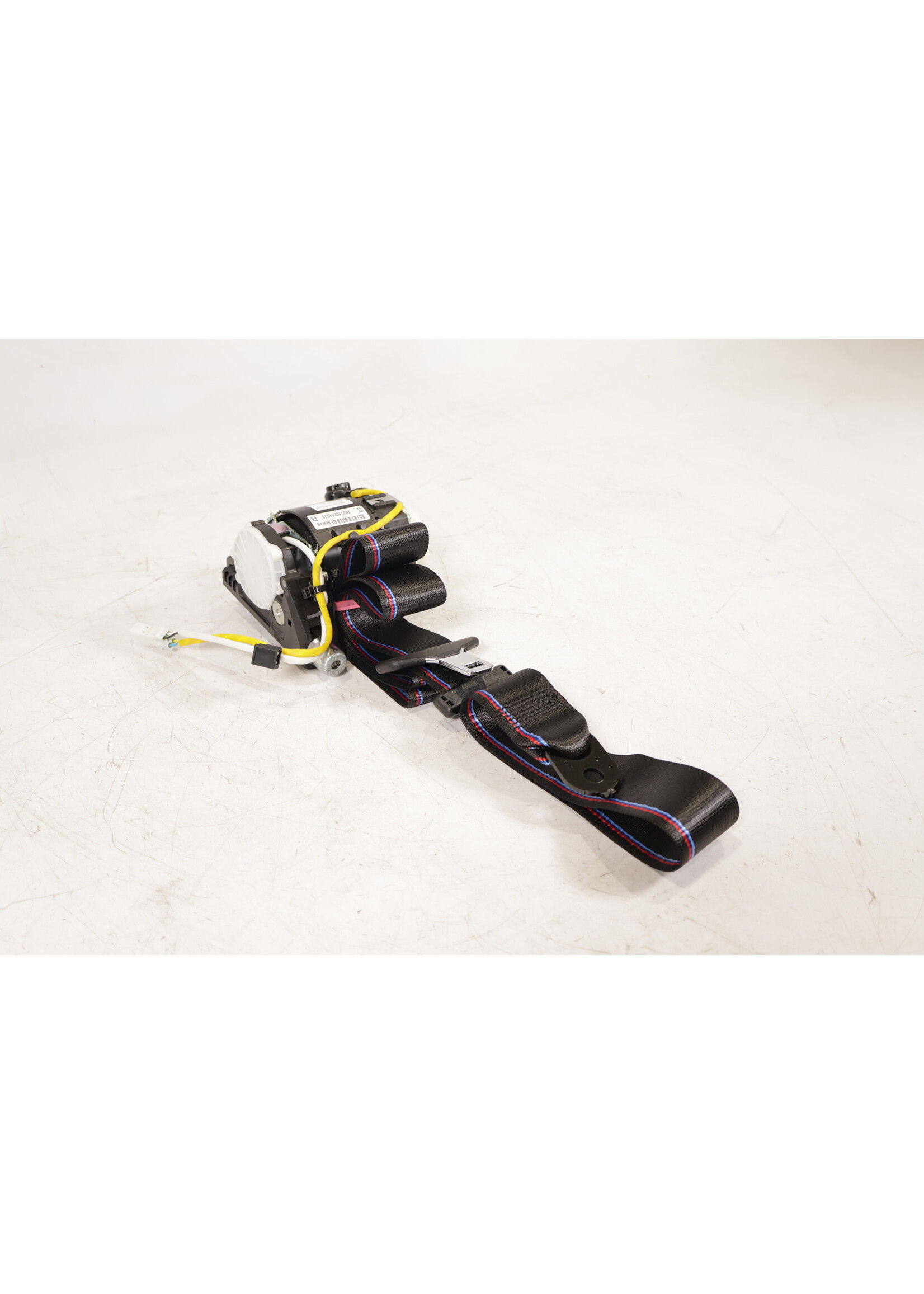 BMW BMW F32 F33 F82 F83 4 Serie OEM Gordel met M stiksel rechts voor NIEUW! 72118076216