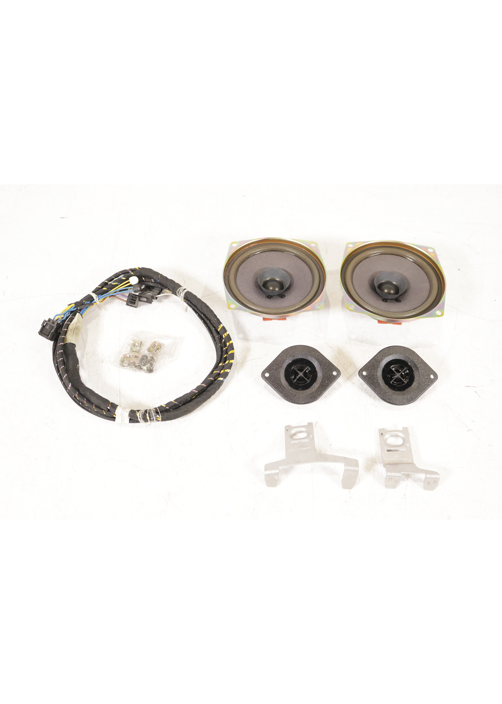 BMW  BMW E32 E34 5 & 7 Series OEM Speaker and tweeter set NEW! 65131370834