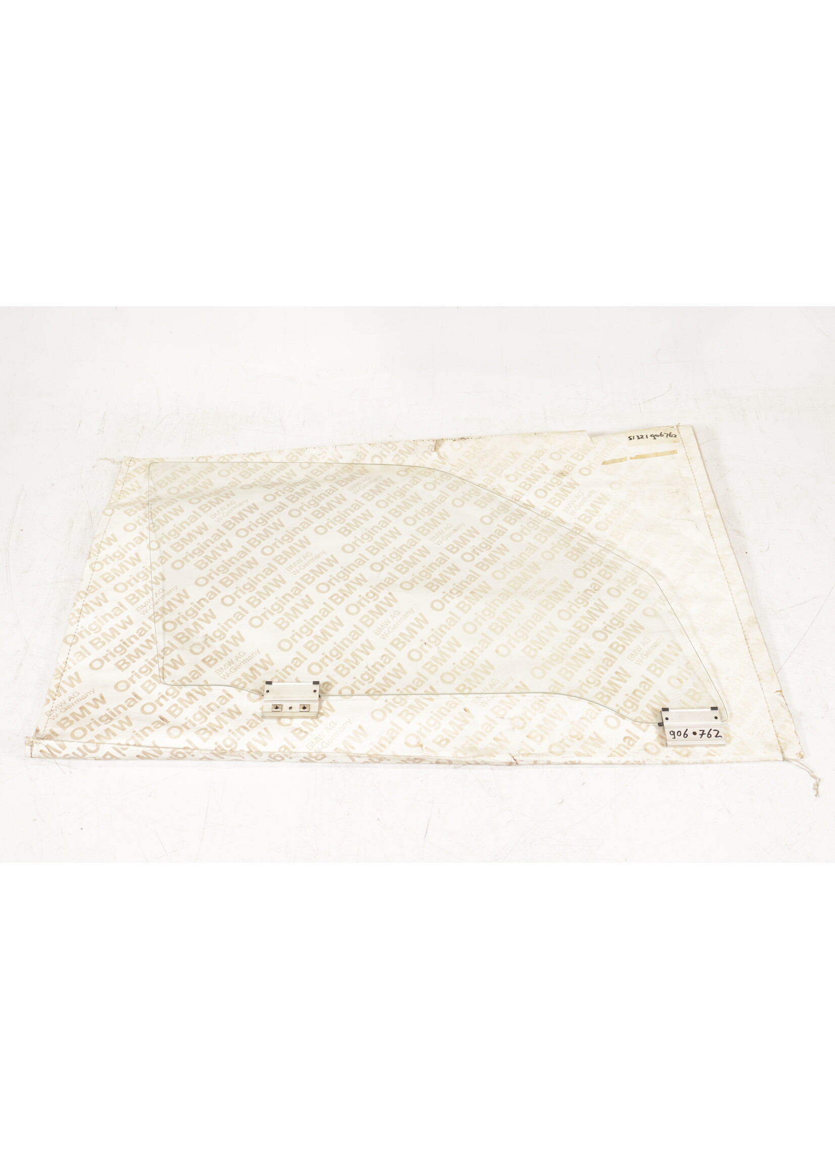 BMW BMW E30 3 Serie Sedan / Touring OEM Ruit / raam rechts voor NIEUW! 51321906762