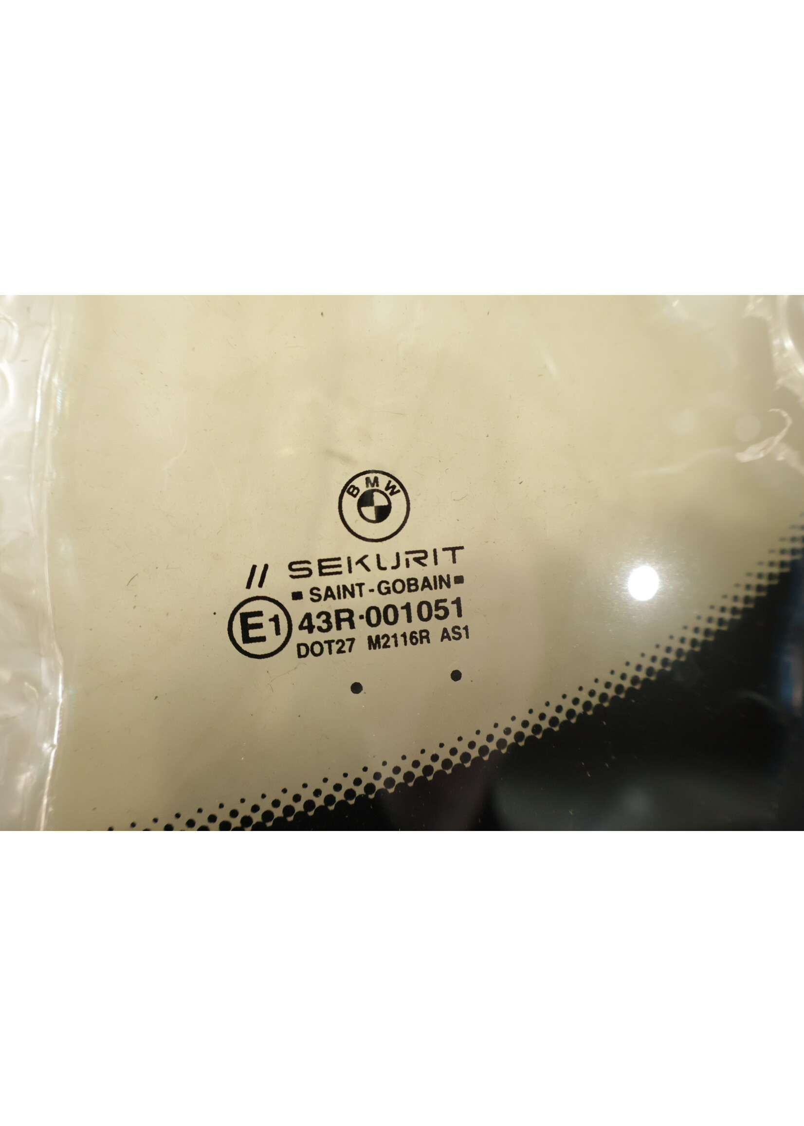 BMW  BMW 3 Series E46 Compact OEM Windscreen with rain sensor NEW! 51317010367