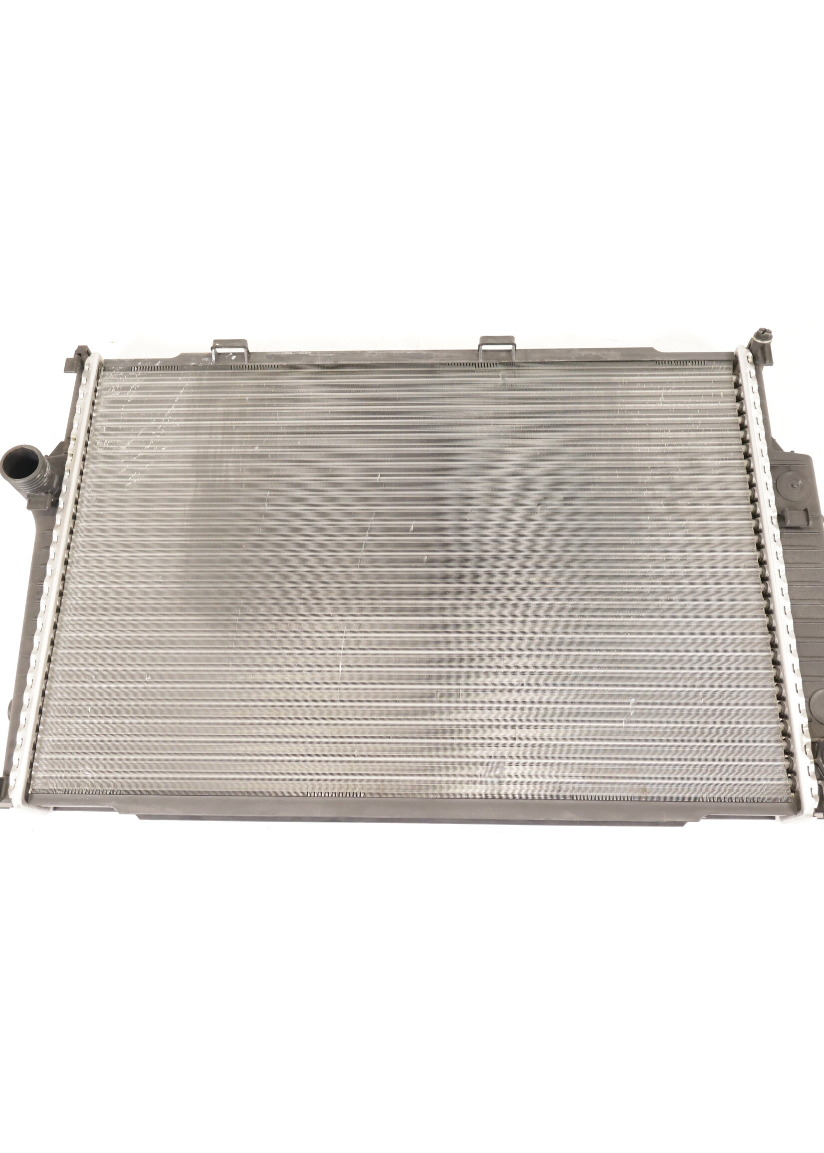 BMW BMW V8 M60 OEM Radiator / cooler NEW! 17111702453 17111723637
