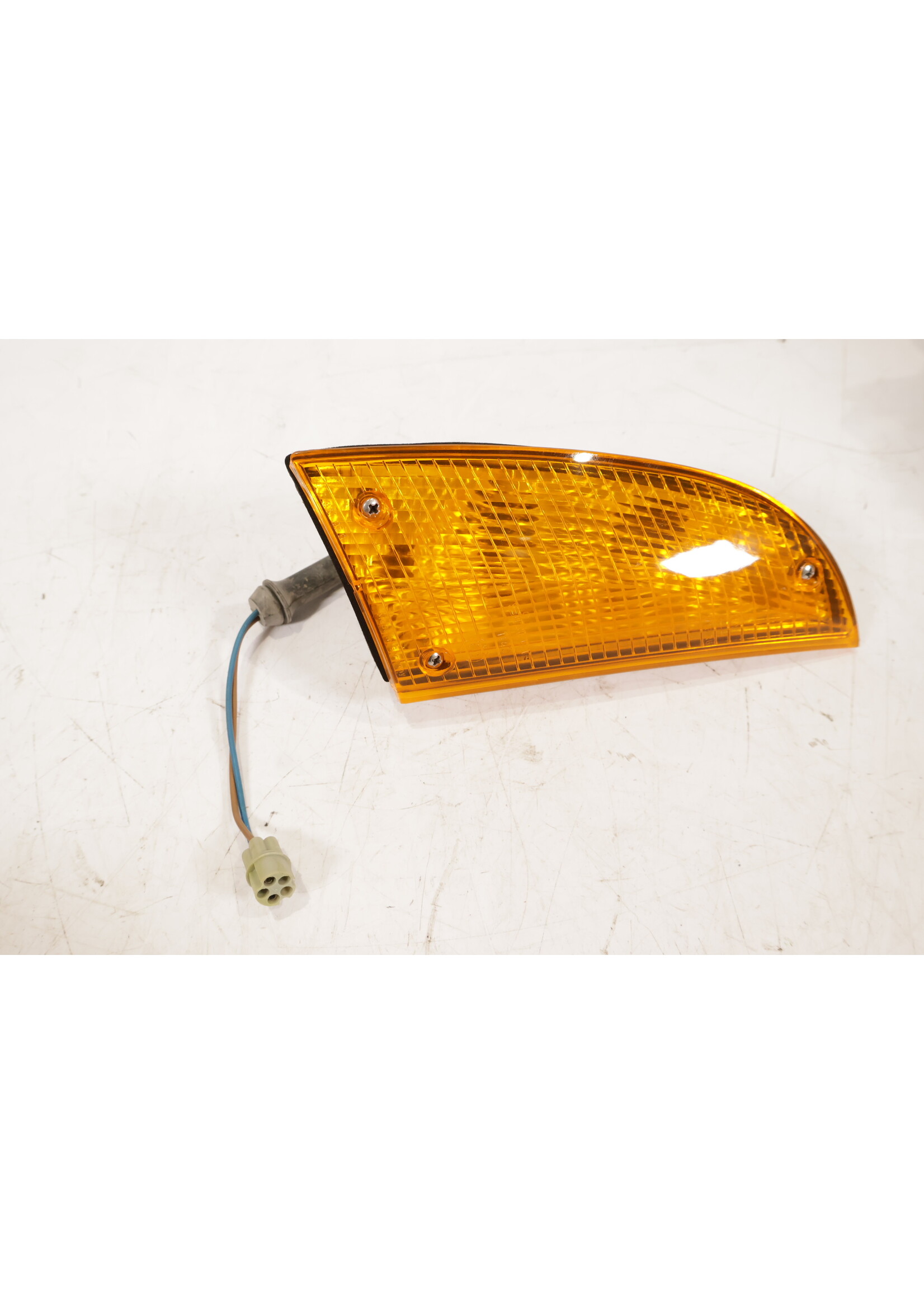 BMW BMW E23 7 Series OEM Indicator right NEW! 63131361048