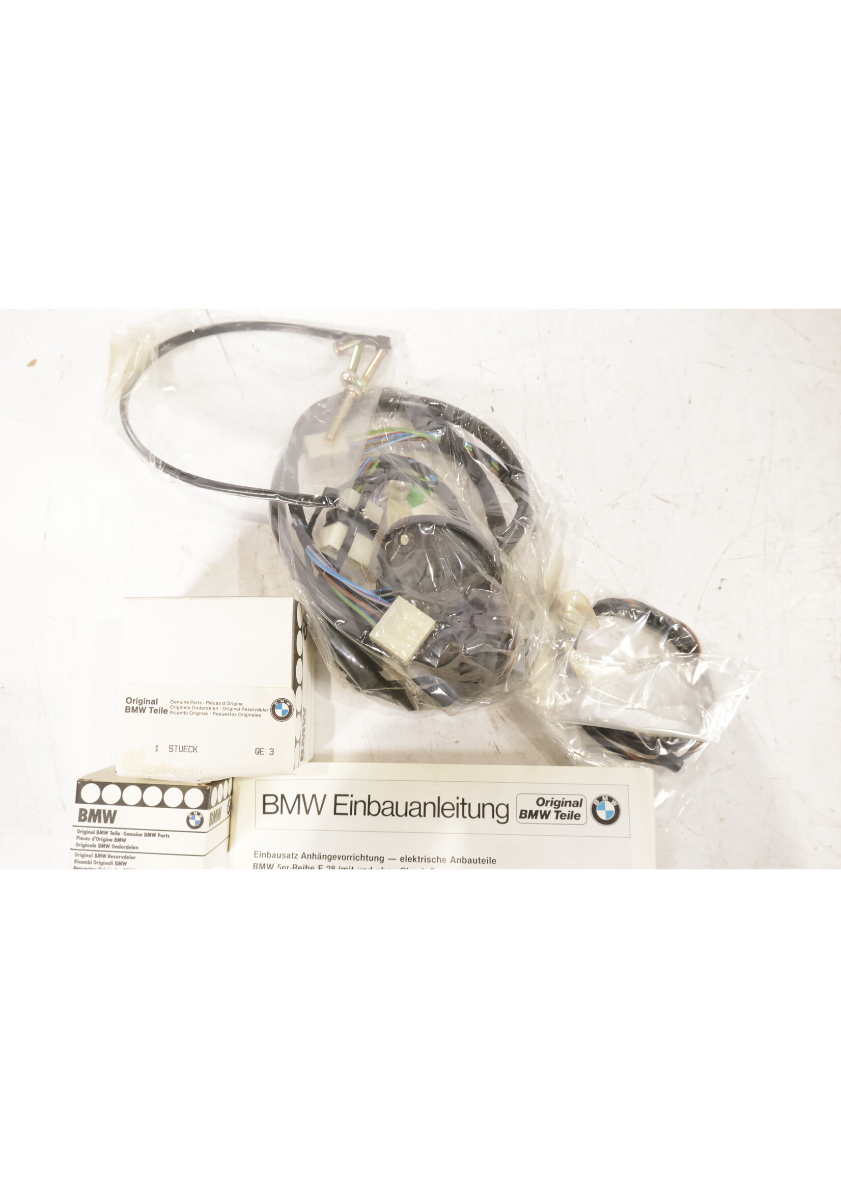 BMW BMW E28 5er OEM Anhängerkupplungs-Kabelsatz NEU! 71601376303