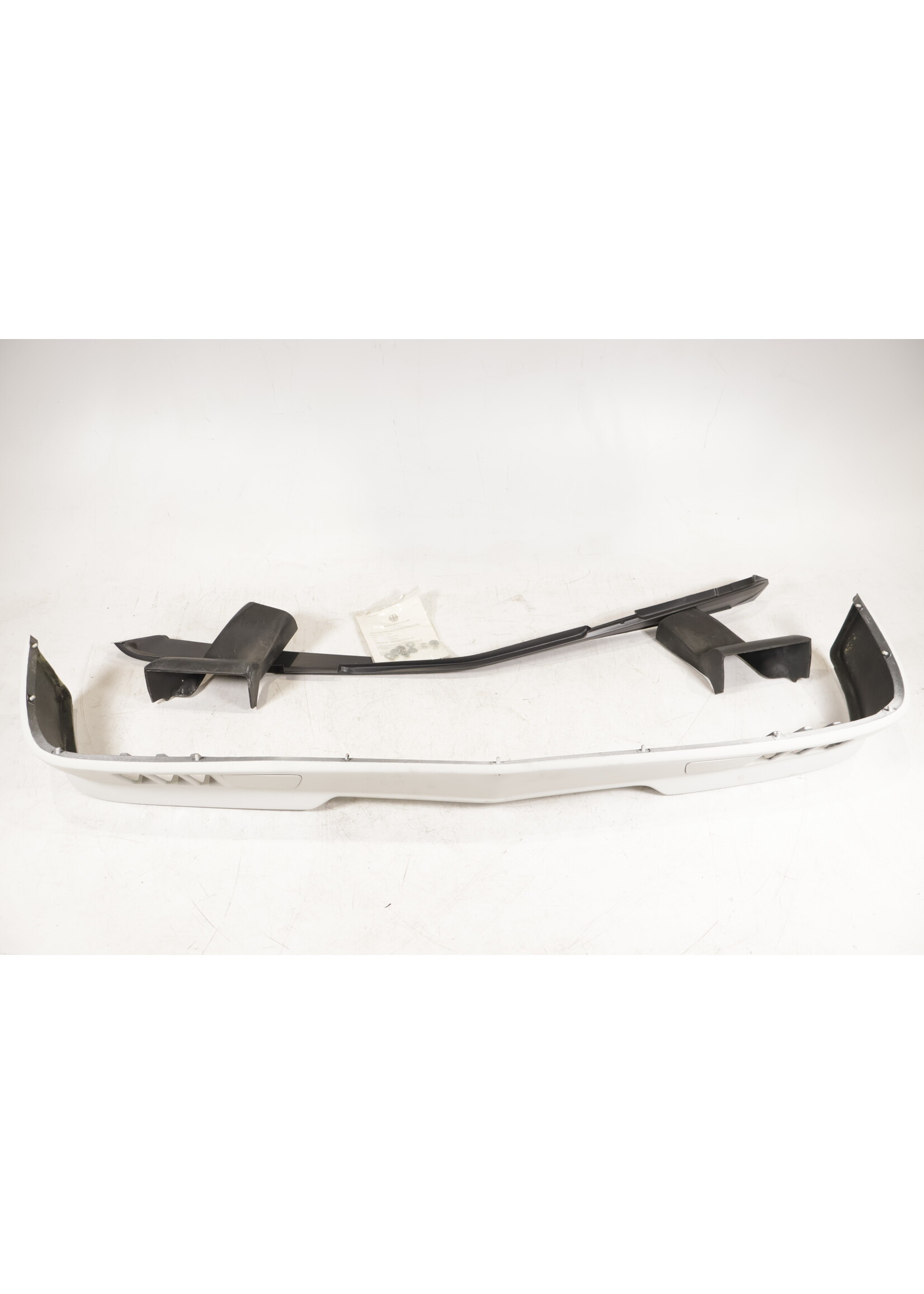 BMW BMW 5er E28 OEM M-Tech Frontstoßstangenspoiler / Stoßstangenlippe NEU! 82119406458 9406458