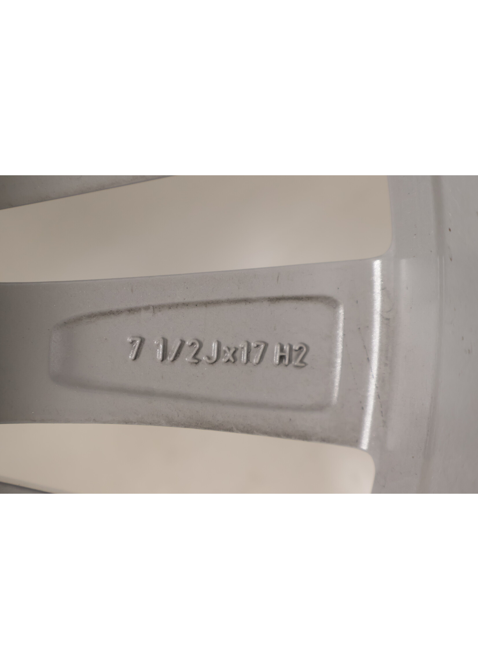 BMW BMW 2 Series F45 F46 Tourer Demo set rims with sensors 17'' Styling 481 6881440