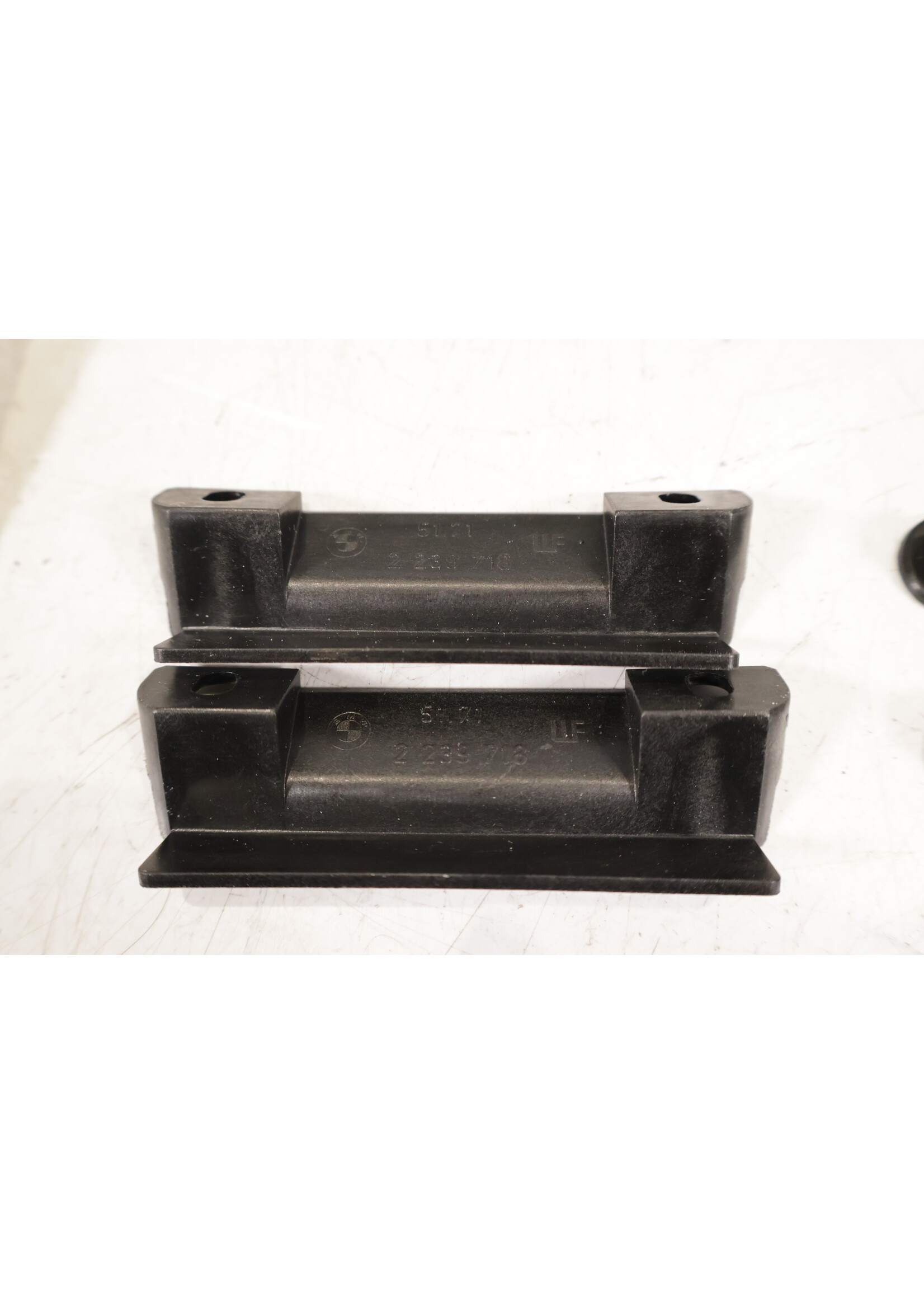 BMW BMW E30 3 Serie OEM M Tech 2 achterklep spoiler set NIEUW! 51712239717