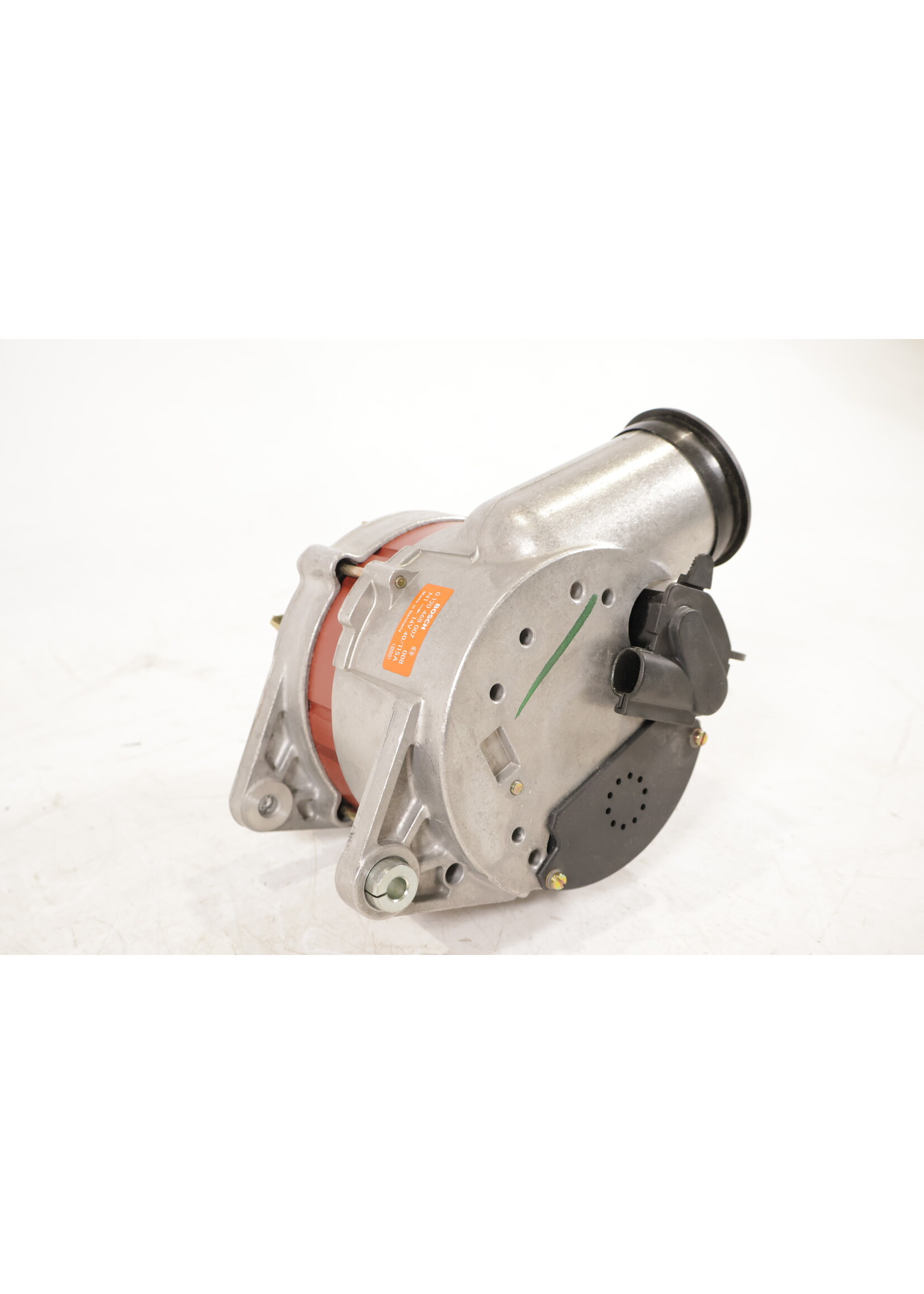 BMW BMW E32 E34 5 & 7 Series OEM Dynamo / alternator NEW! 12311717385 0120468007