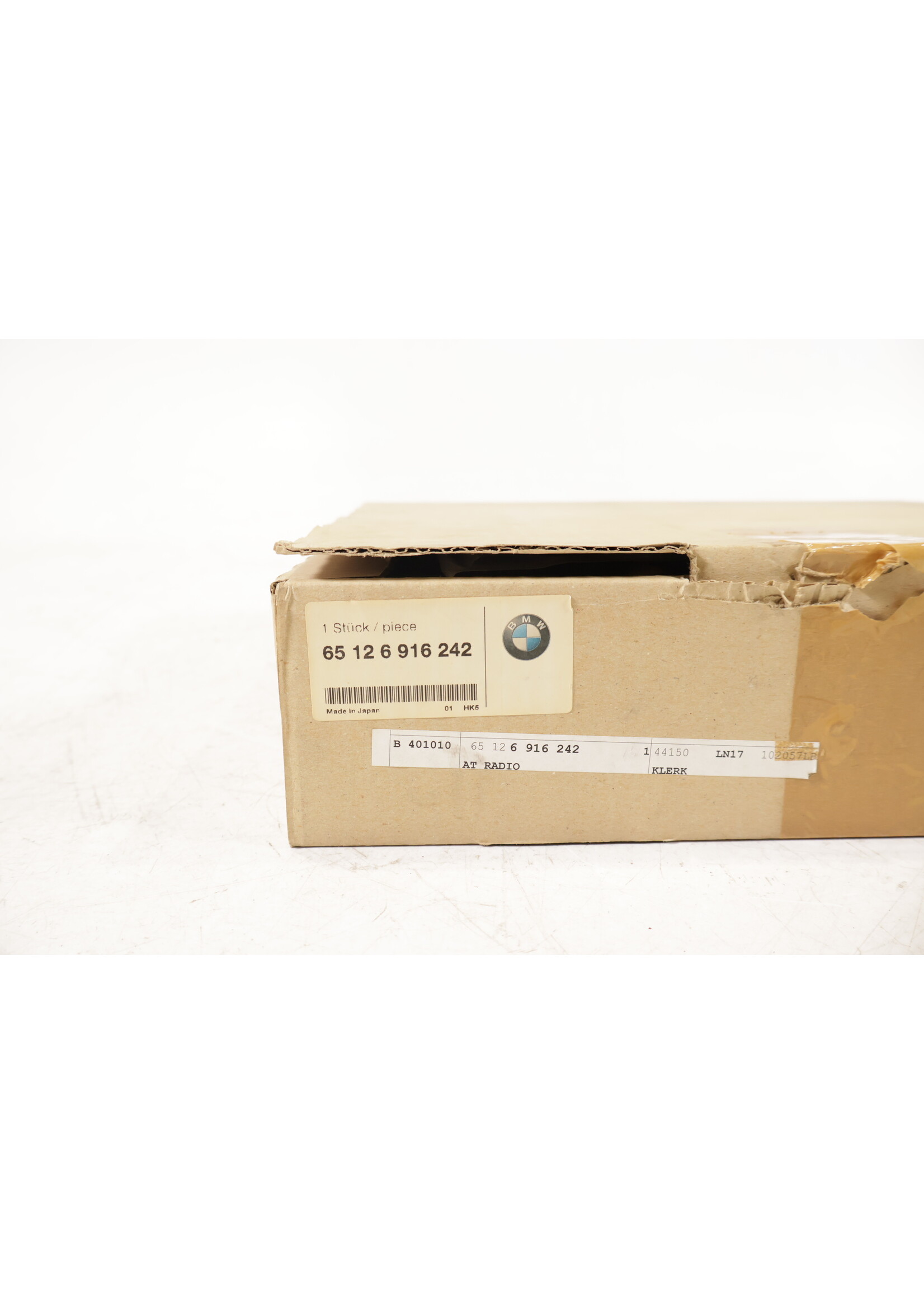 BMW BMW 5 Series E49 & X5 E53 OEM Business radio CD player NEW! 65126916241 65126916242