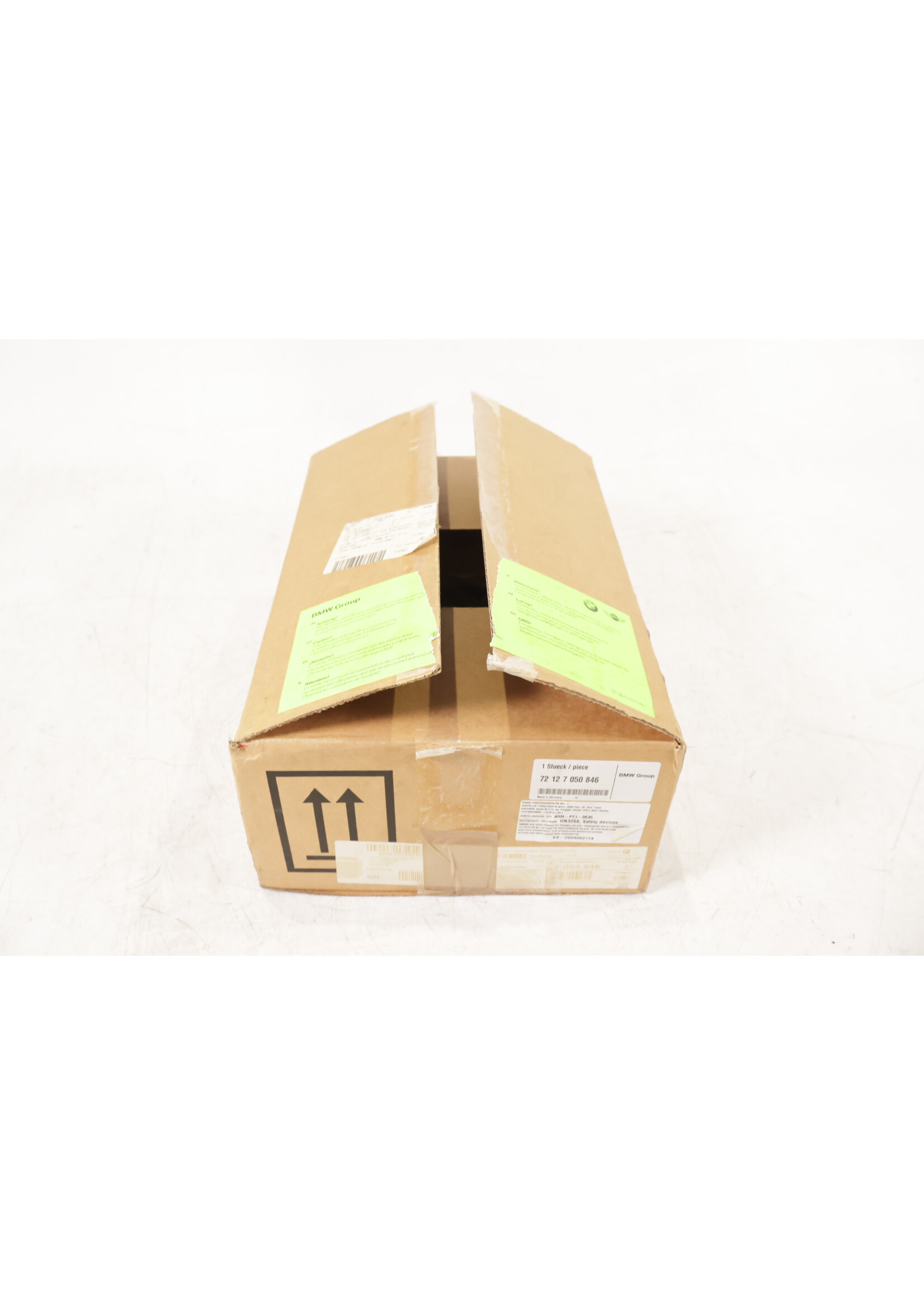 BMW BMW 6 Series E63 E64 OEM Airbag unit / module door right NEW! 72127050846 7050846