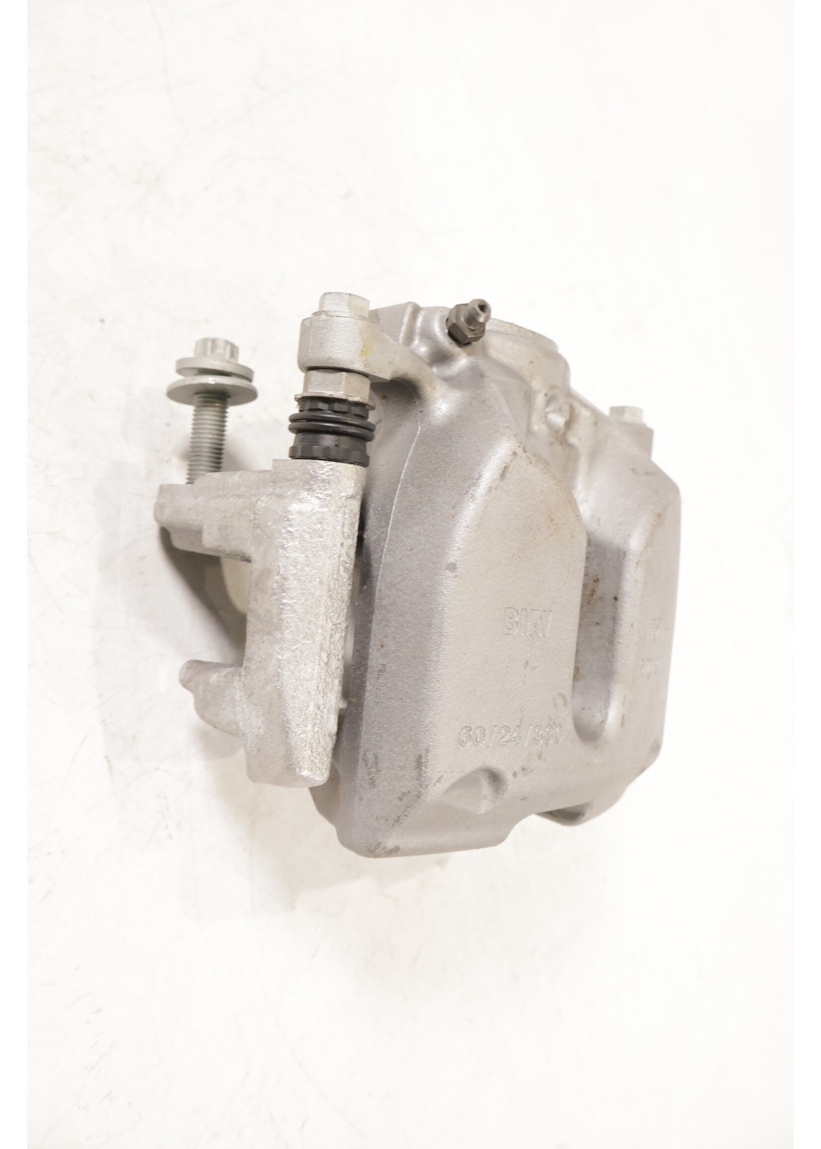 BMW BMW X3 X4 G01 G02 OEM Front left brake caliper NEW! 60/24/330