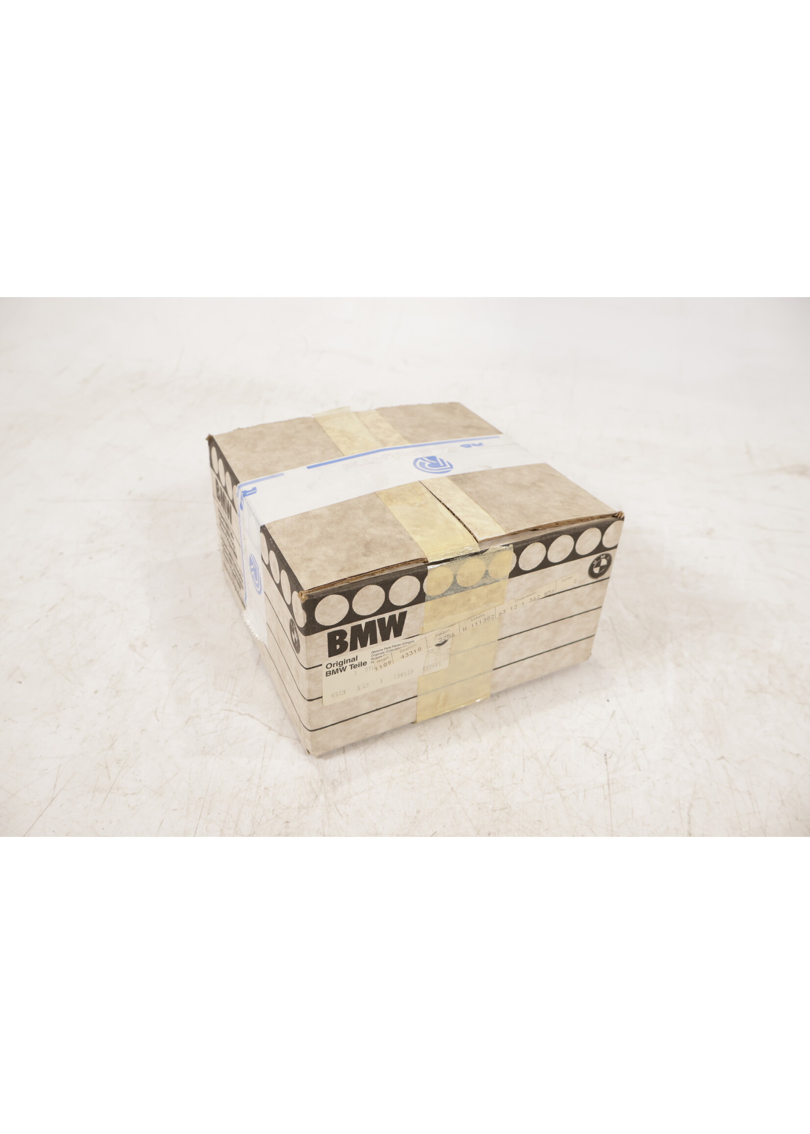 BMW BMW E23 7 Series OEM Headlight low beam insert right NEW! 63121362856