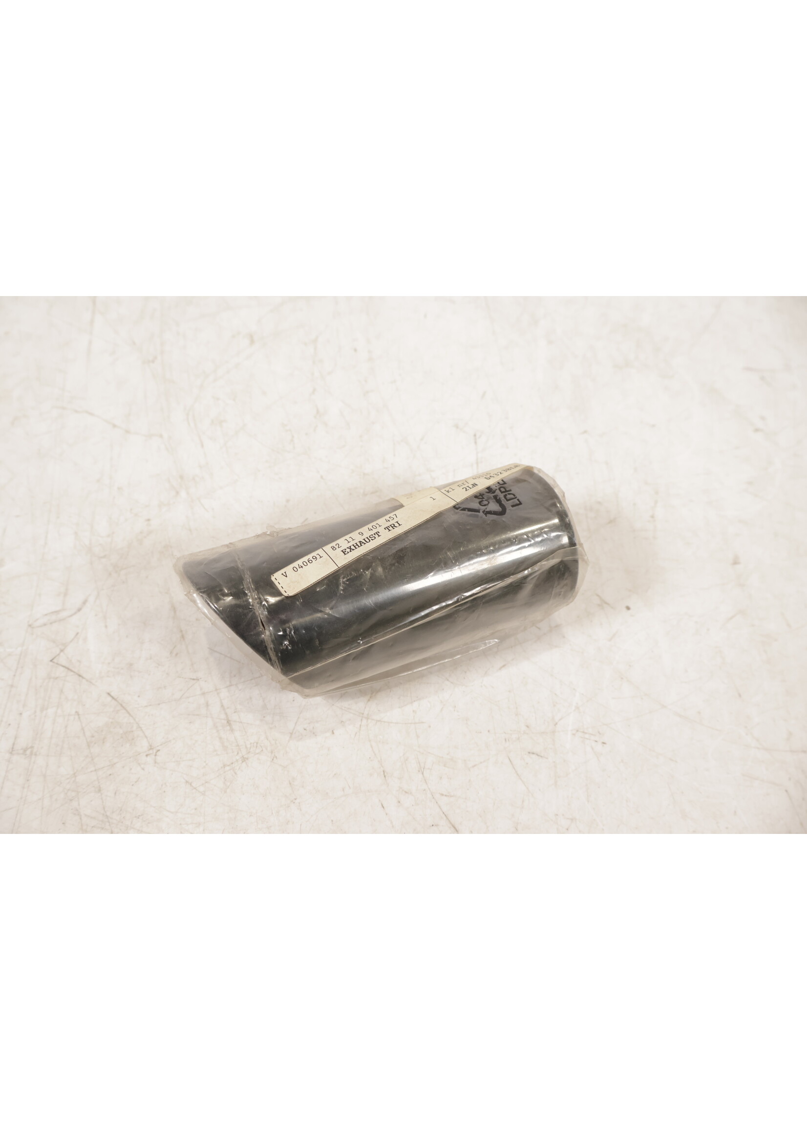 BMW BMW E46 3 Series OEM Exhaust trim piece high-gloss black NEW! 82129410929 9410929