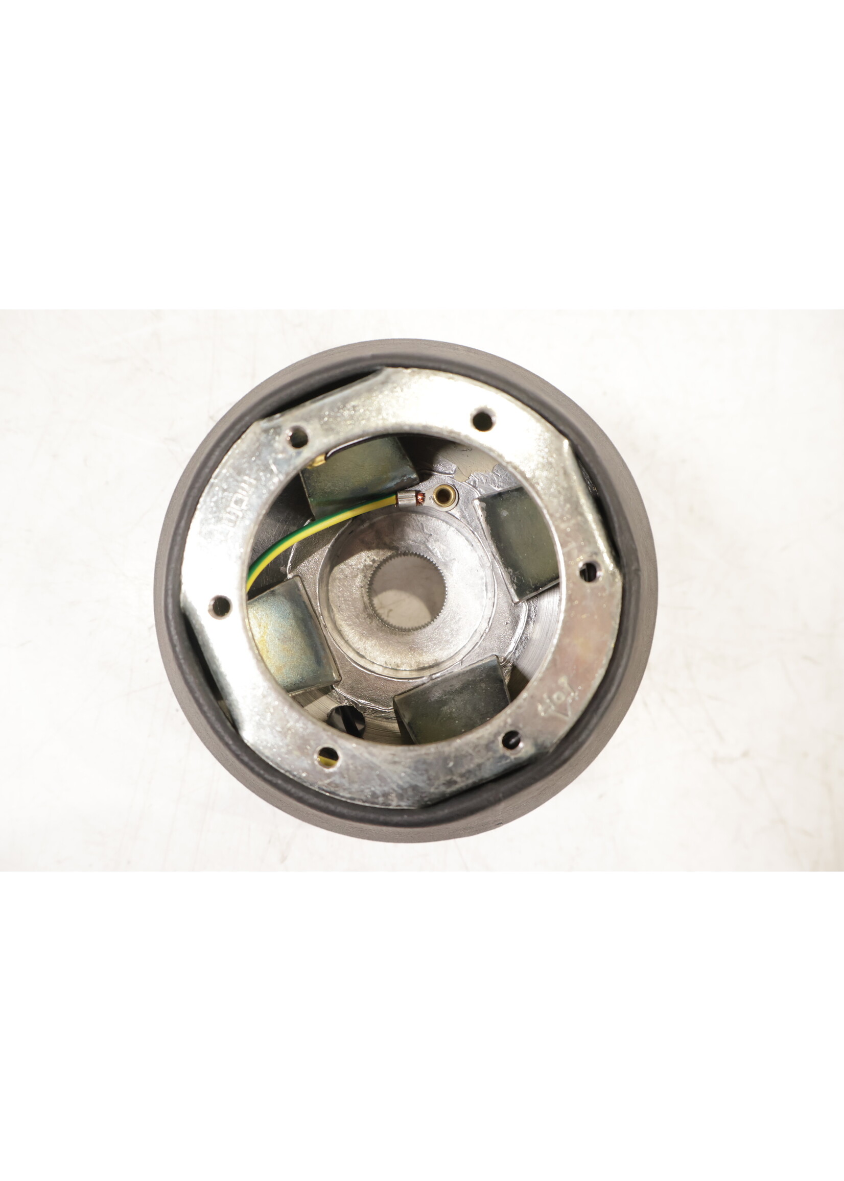 BMW  BMW E36 3 Series & Z3 MOMO Steering wheel hub set NEW! 12111112011