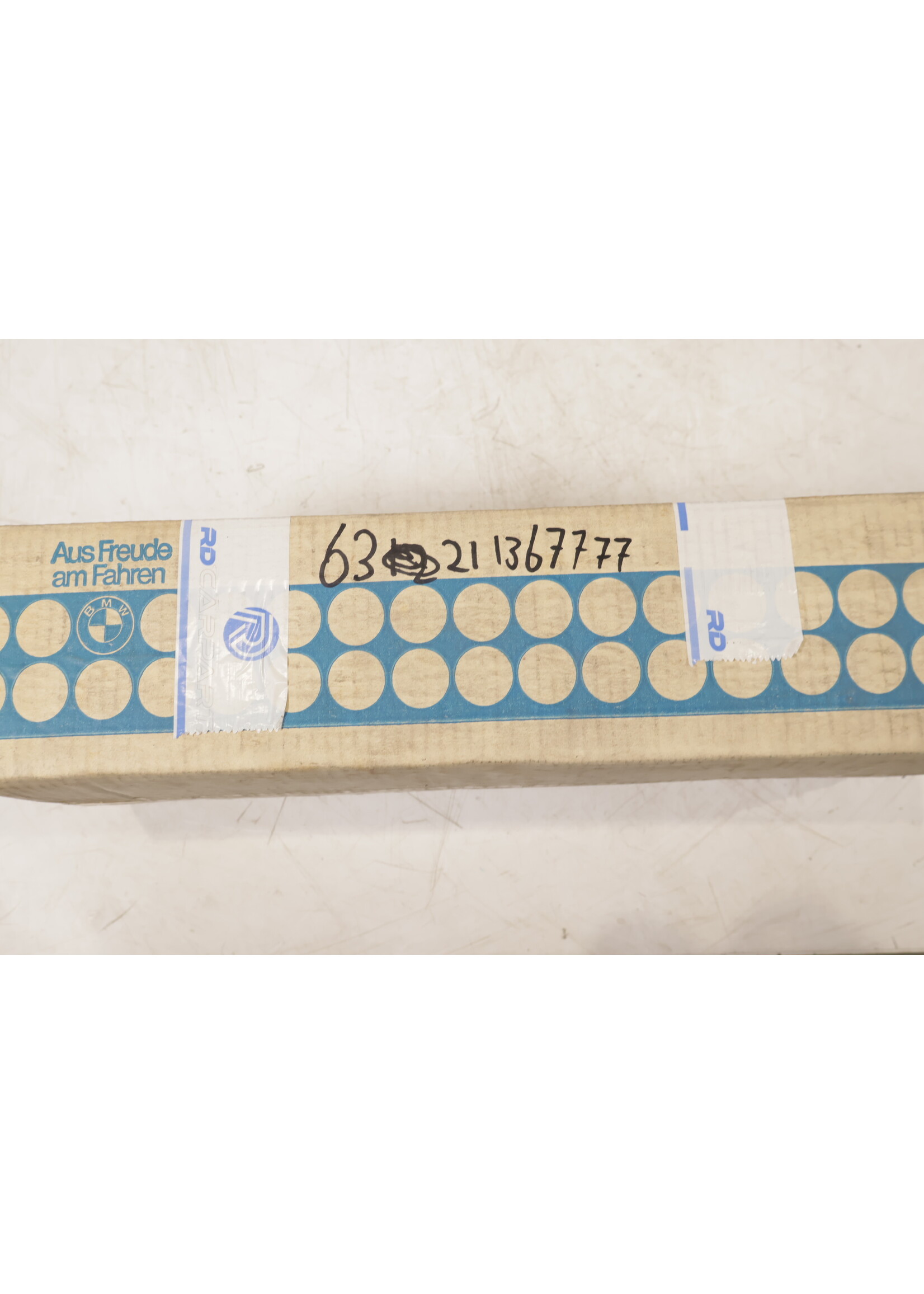 BMW BMW E21 3 Serie OEM Achterlicht plastic links NIEUW! 63211367777 1367777