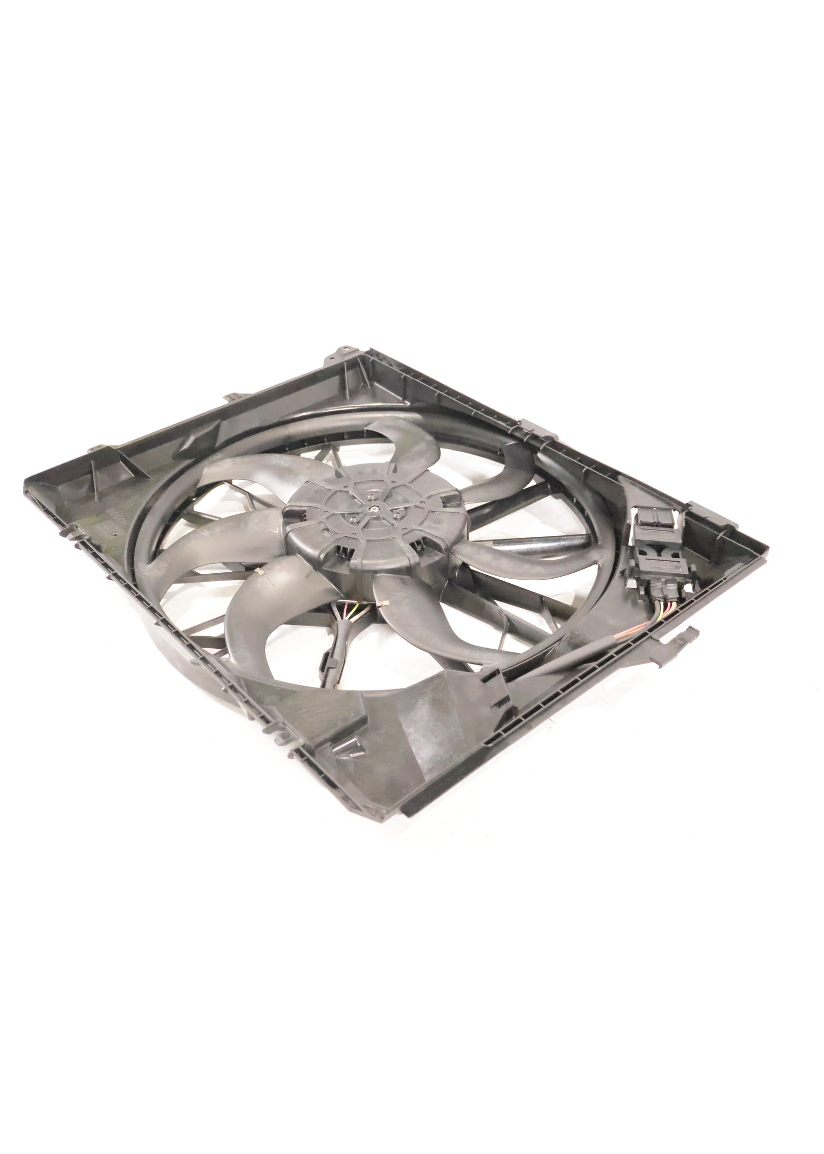 BMW BMW E90 E91 E92 E93 3 Series OEM cooling fan NEW! 3135103594 7562080