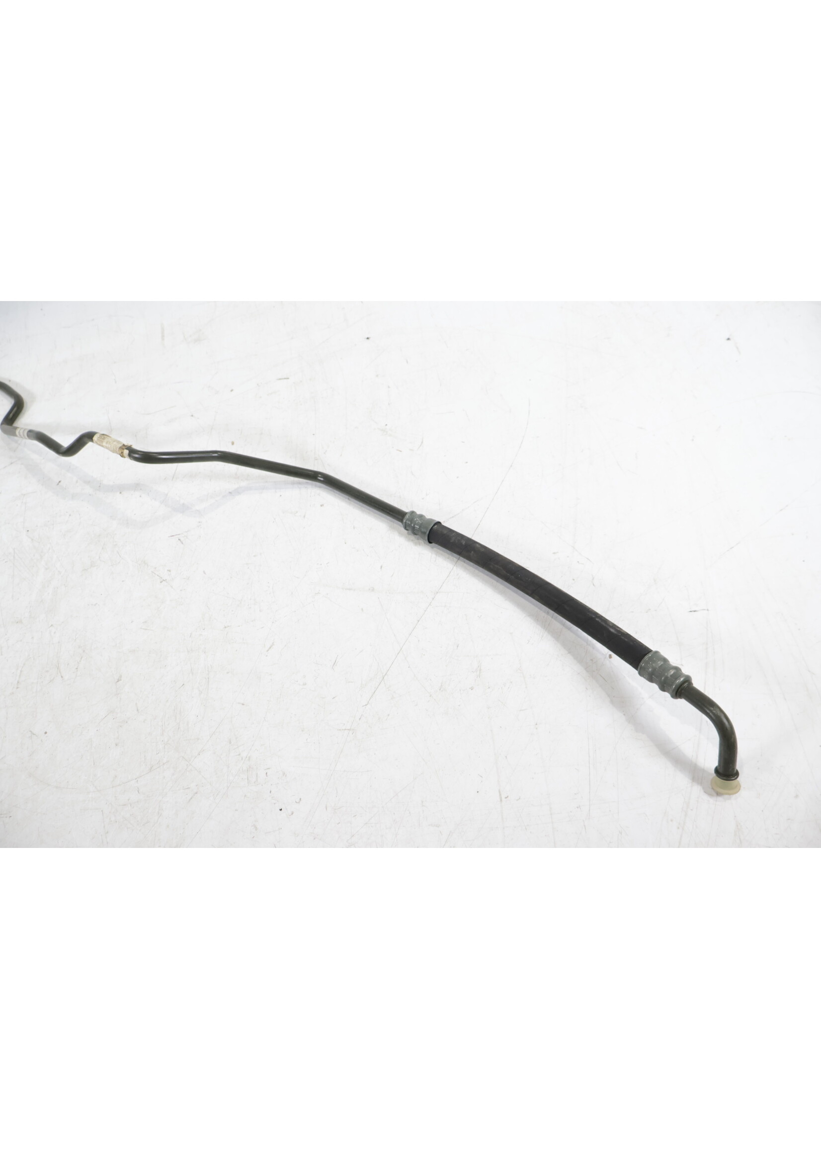 BMW BMW 7 Series E38 OEM Automatic transmission oil cooler line NEW! 17221737841