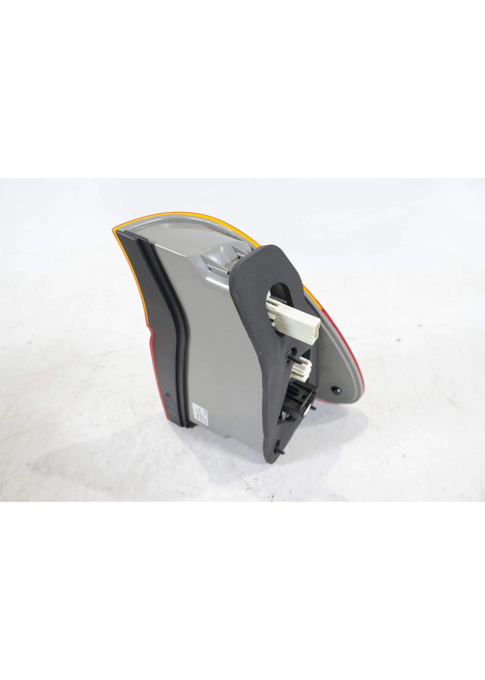 BMW BMW X5 E53 OEM Taillight left NEW! 63217164471 7164471