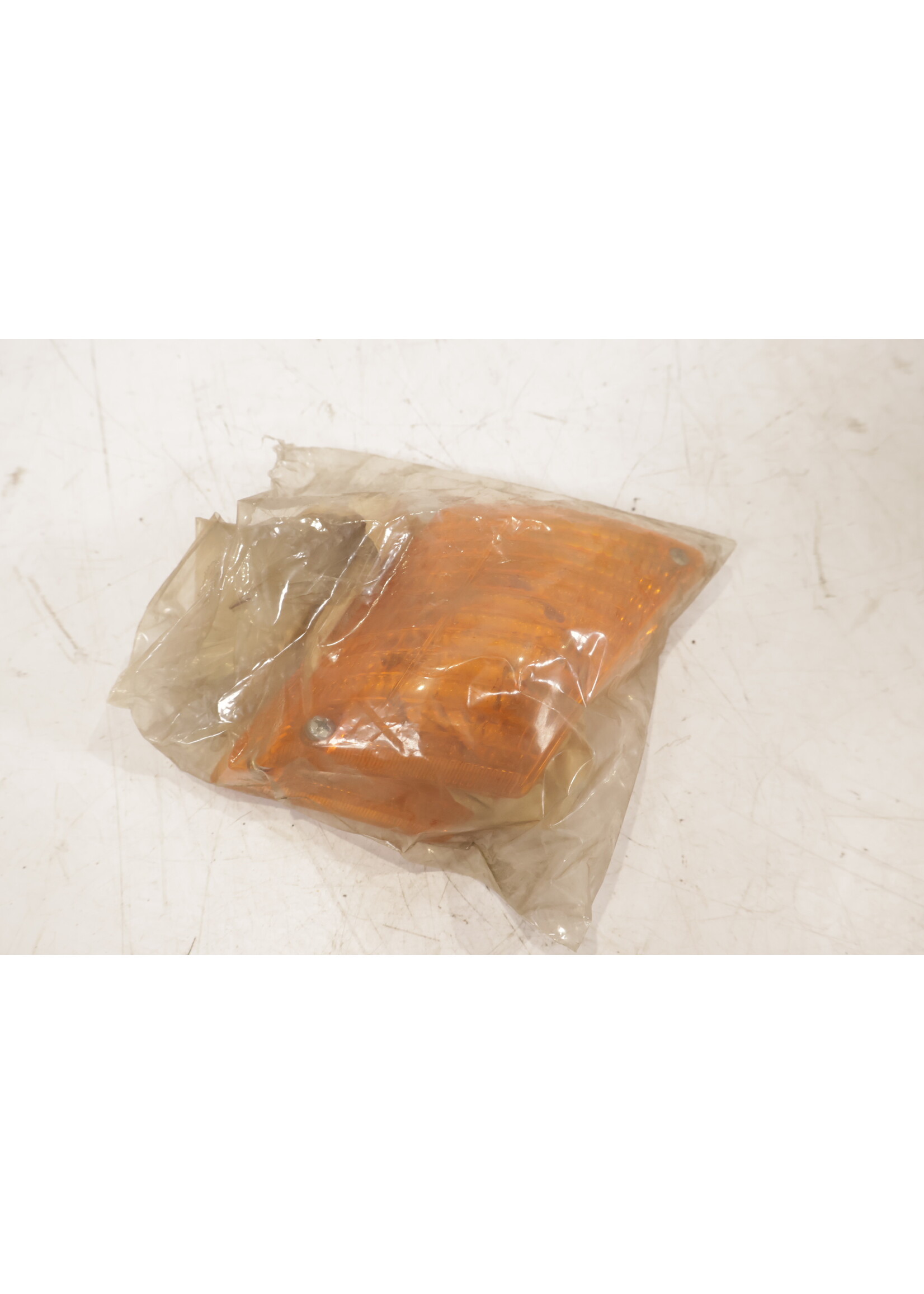 BMW BMW E3 OEM  Knipperlicht glas rechts NIEUW! 63131350006