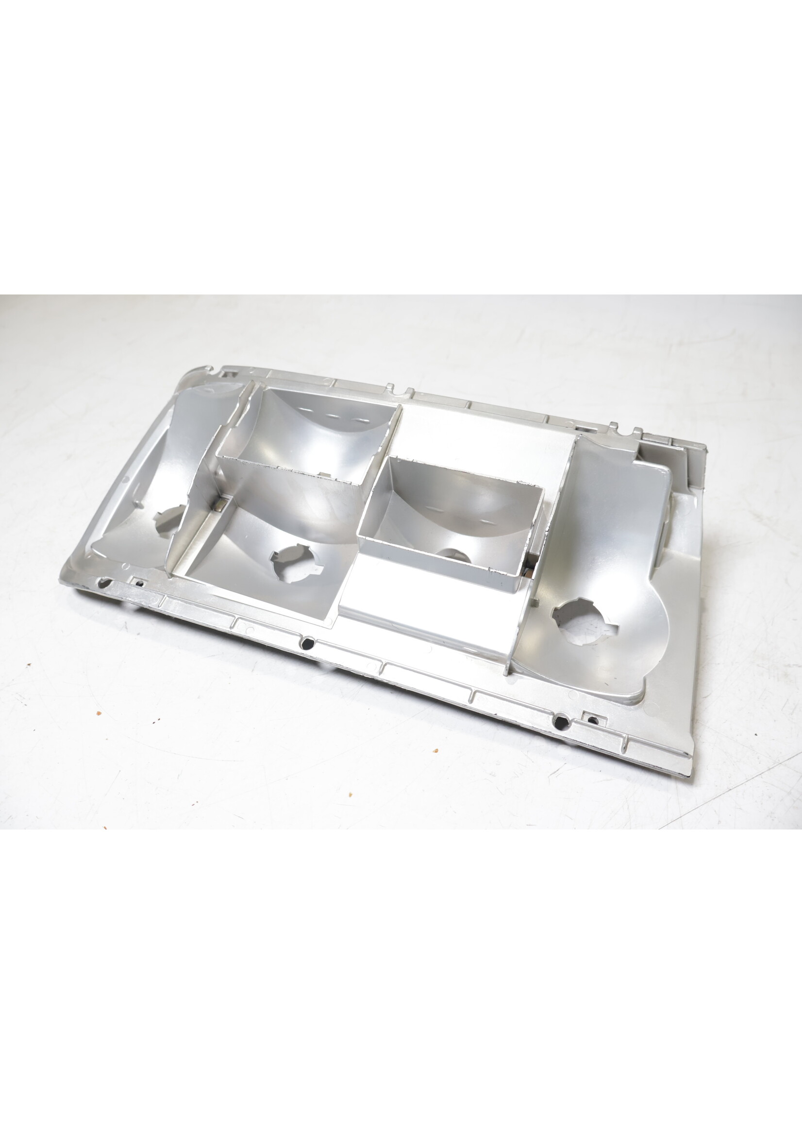 BMW BMW 7er Serie E23 OEM Rücklicht Innenwerk rechts NEU! 63211368208