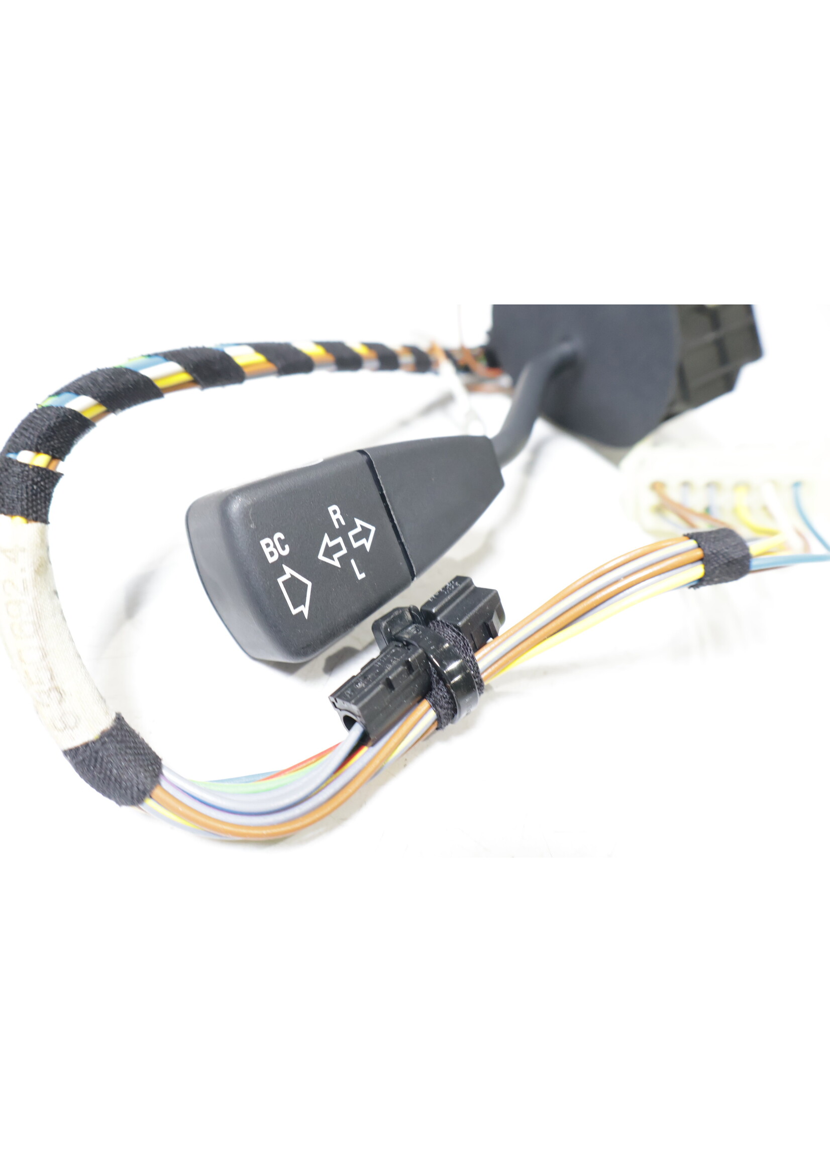 BMW BMW 7 Series E32 OEM Switch indicator / high beam NEW! 61318350693