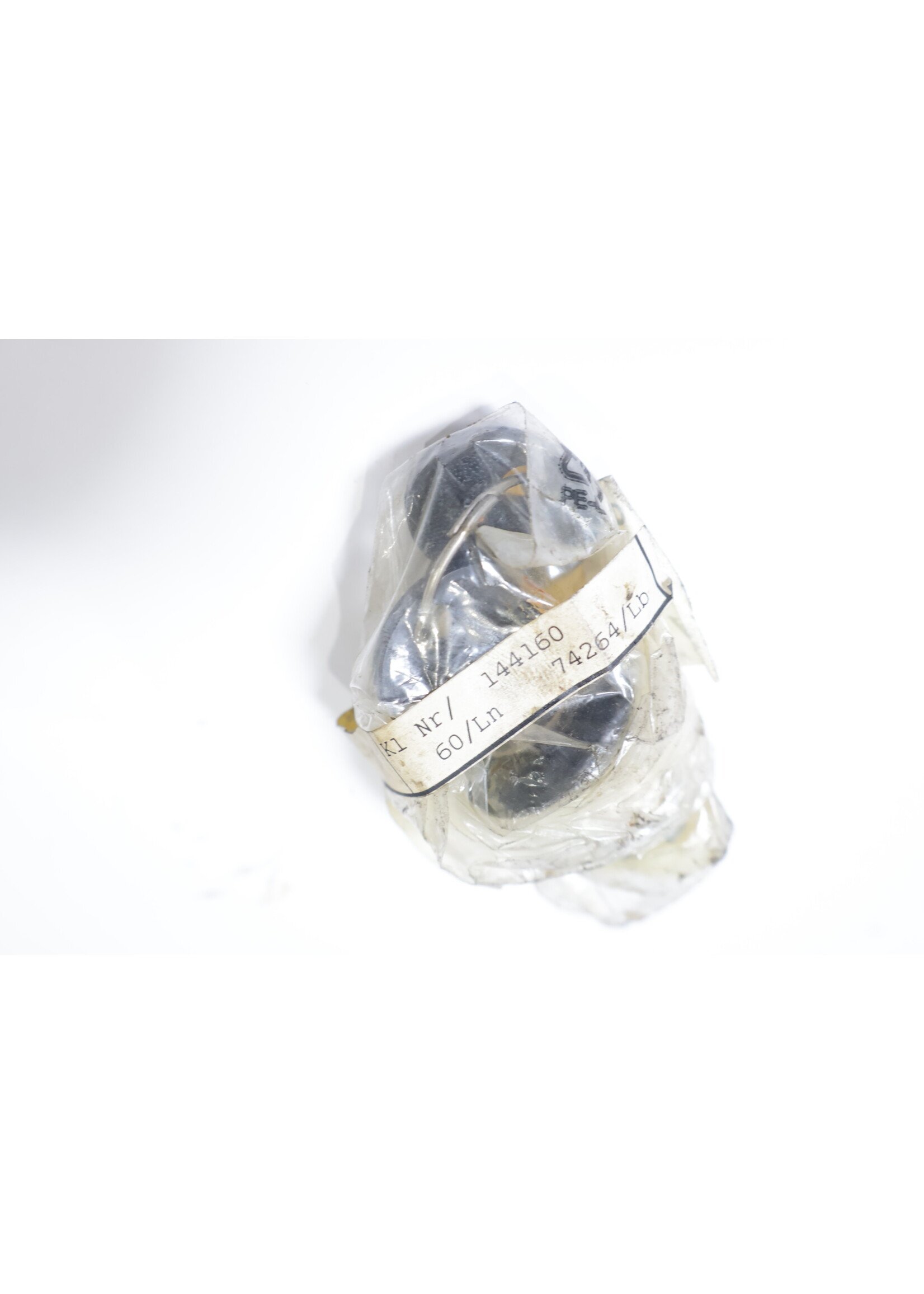 BMW BMW E28 5 Series OEM Lock with 2 keys NEW! 51211901540